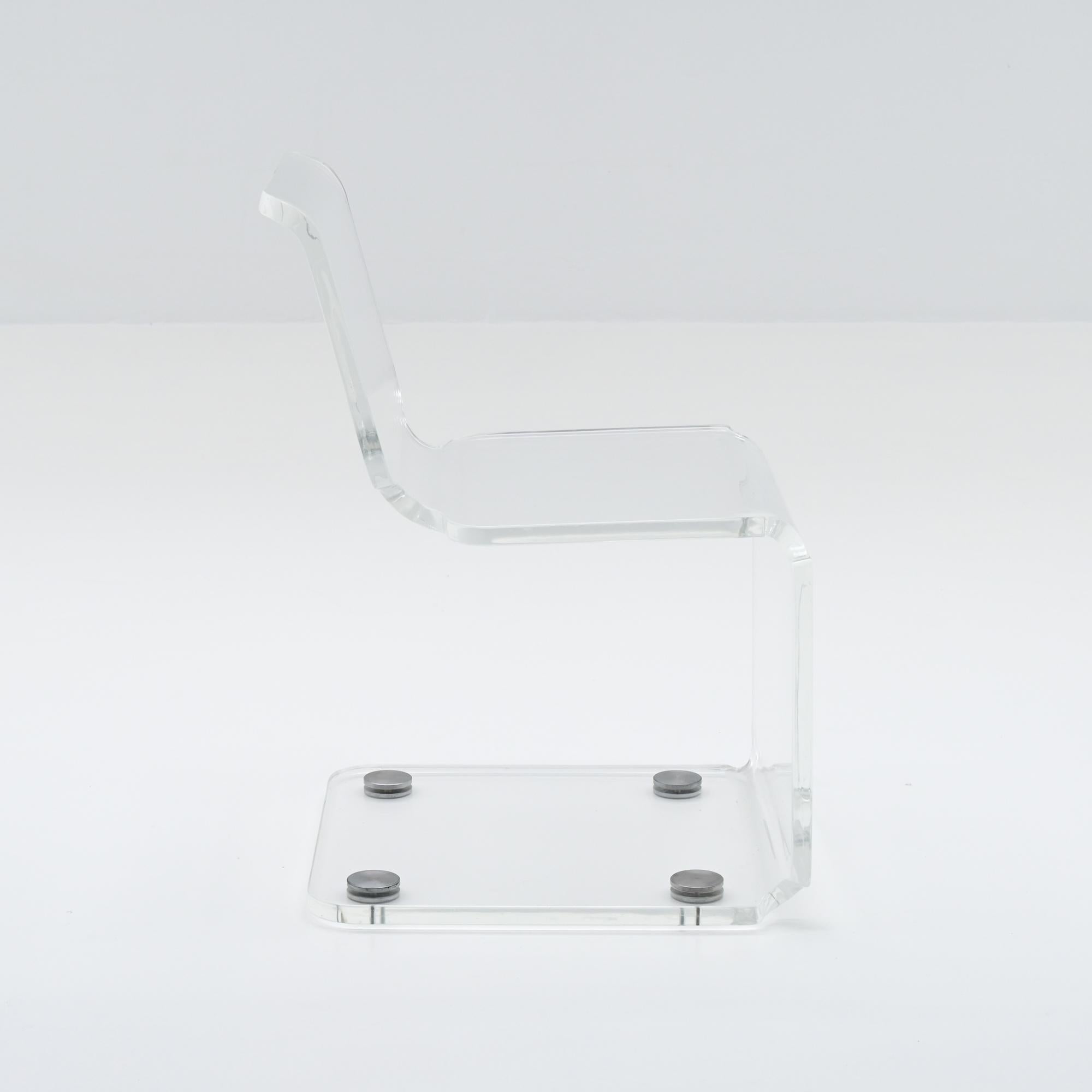 Sedia a sbalzo in plexiglass trasparente in vendita 7