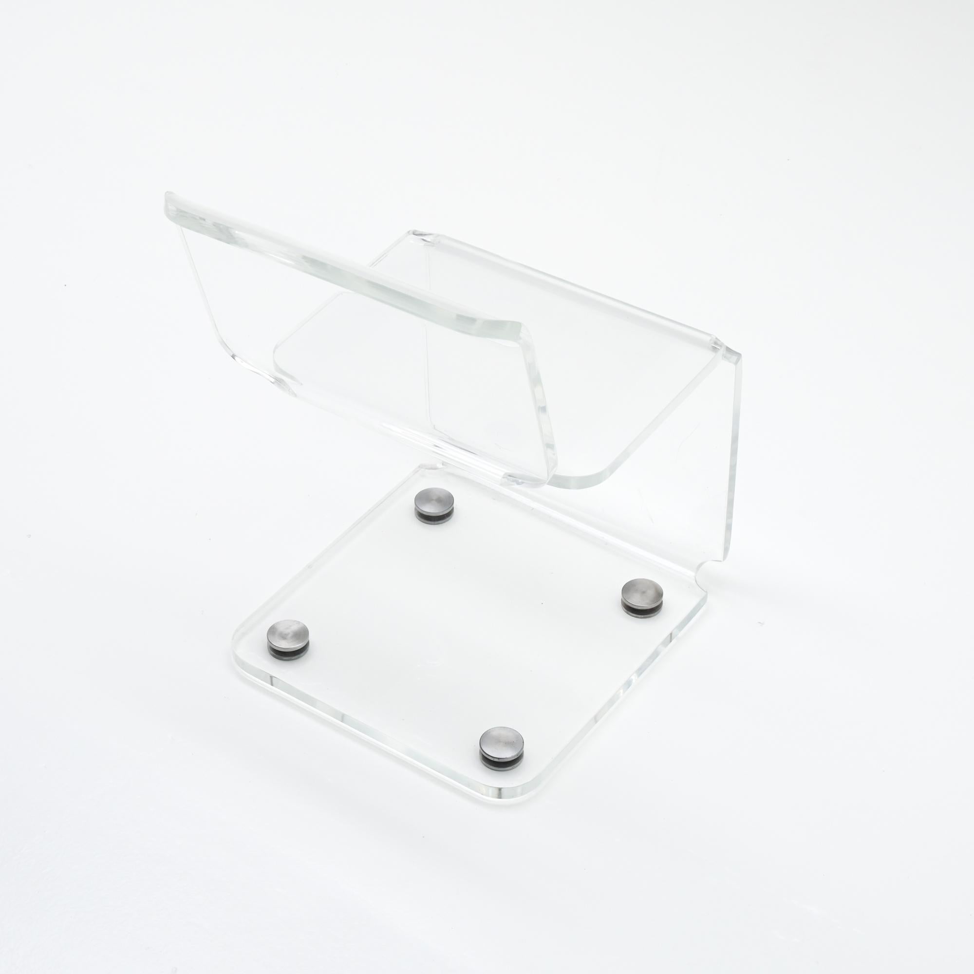 Sedia a sbalzo in plexiglass trasparente in vendita 13