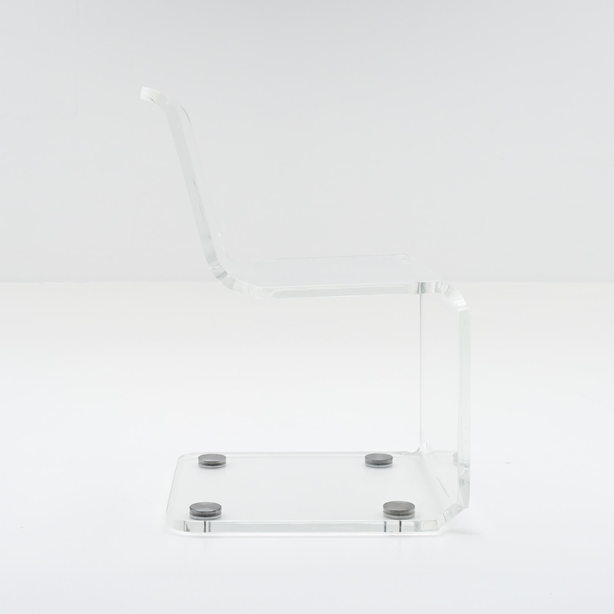 Mid-Century moderno Sedia a sbalzo in plexiglass trasparente in vendita