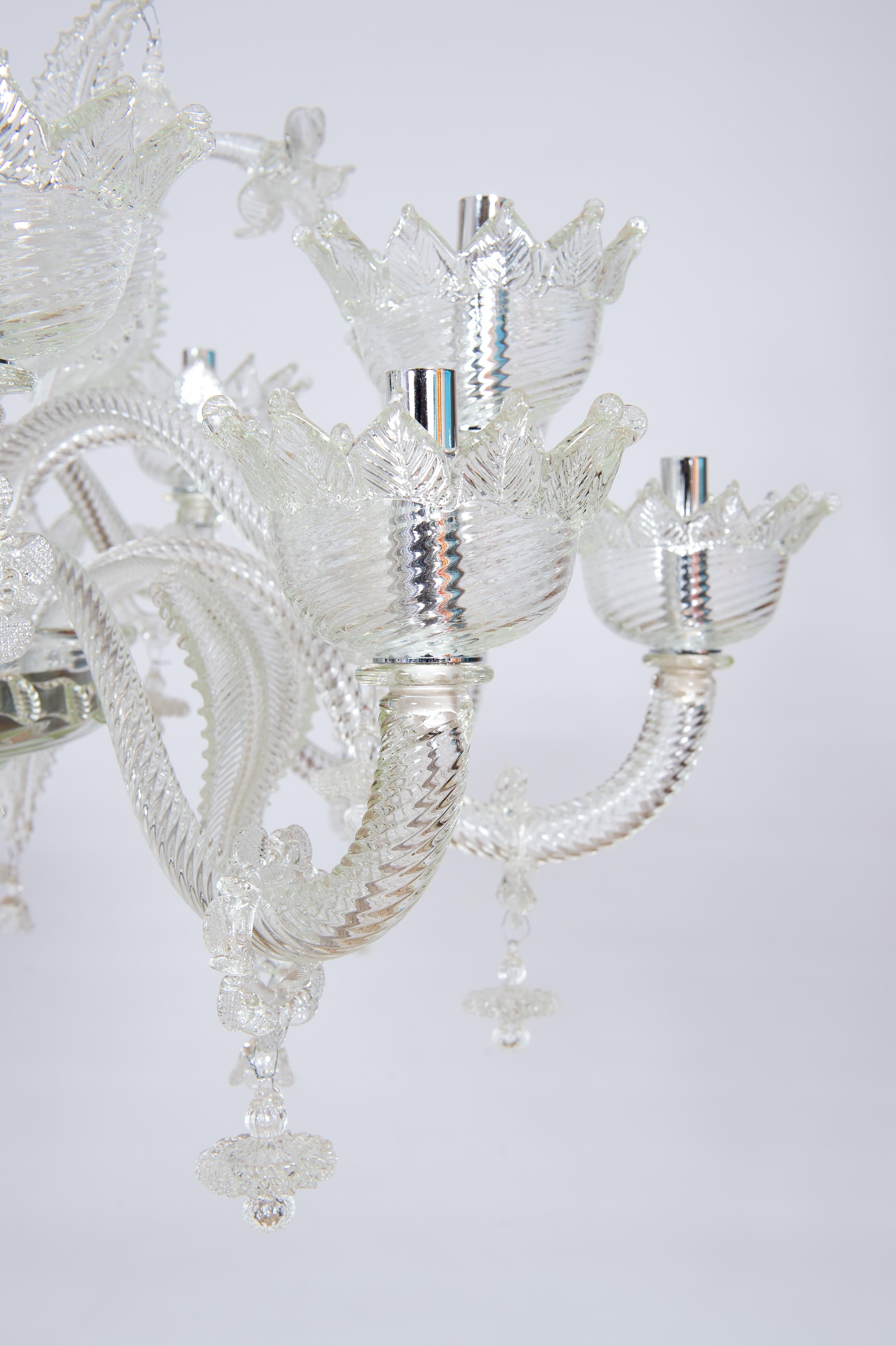 XXI secolo e contemporaneo Lampadario trasparente in vetro veneziano di Murano a 16 luci, 21° secolo in vendita