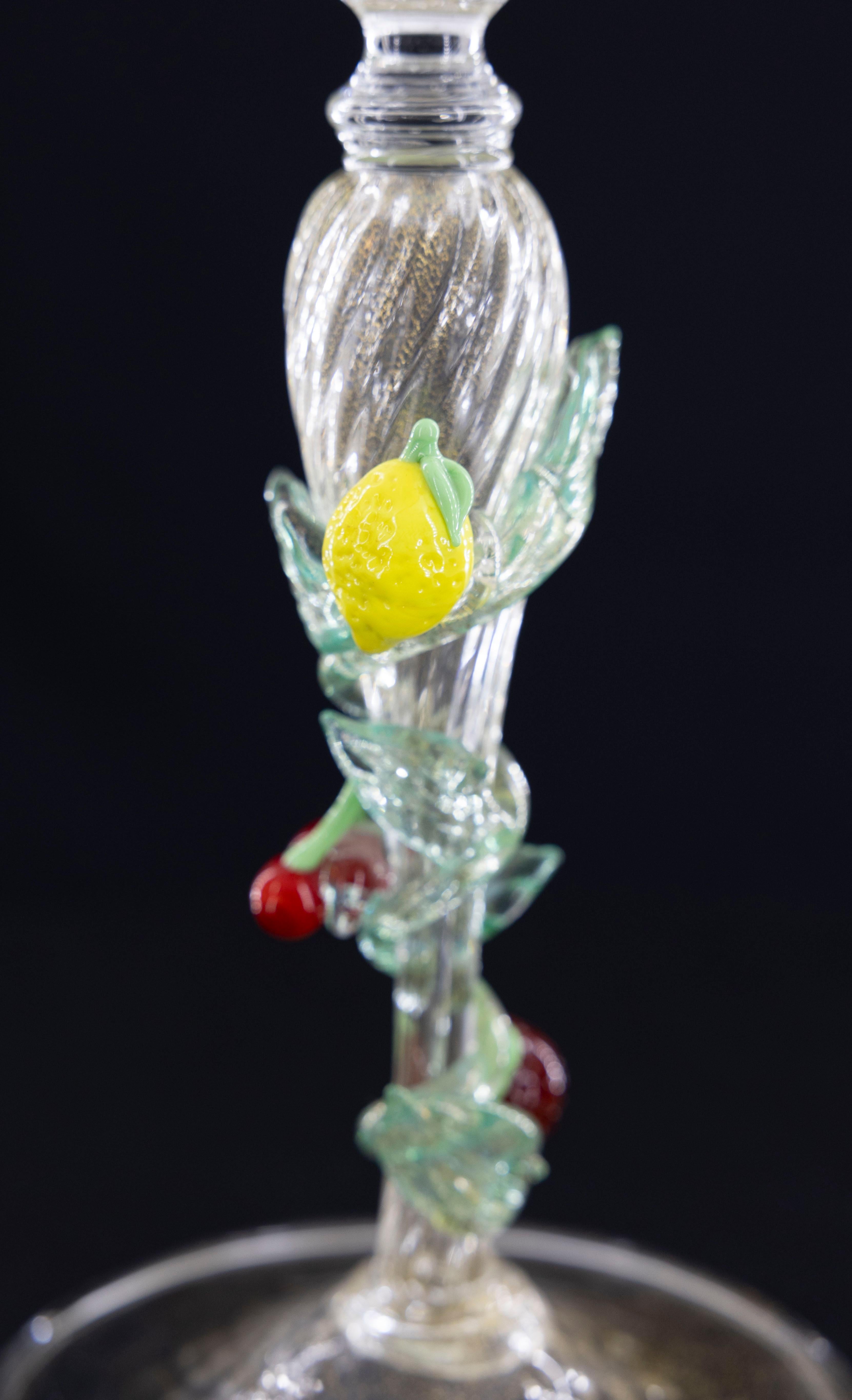 Italiano Vetro a stelo veneziano trasparente di Murano con finiture dorate Italia anni '90 in vendita