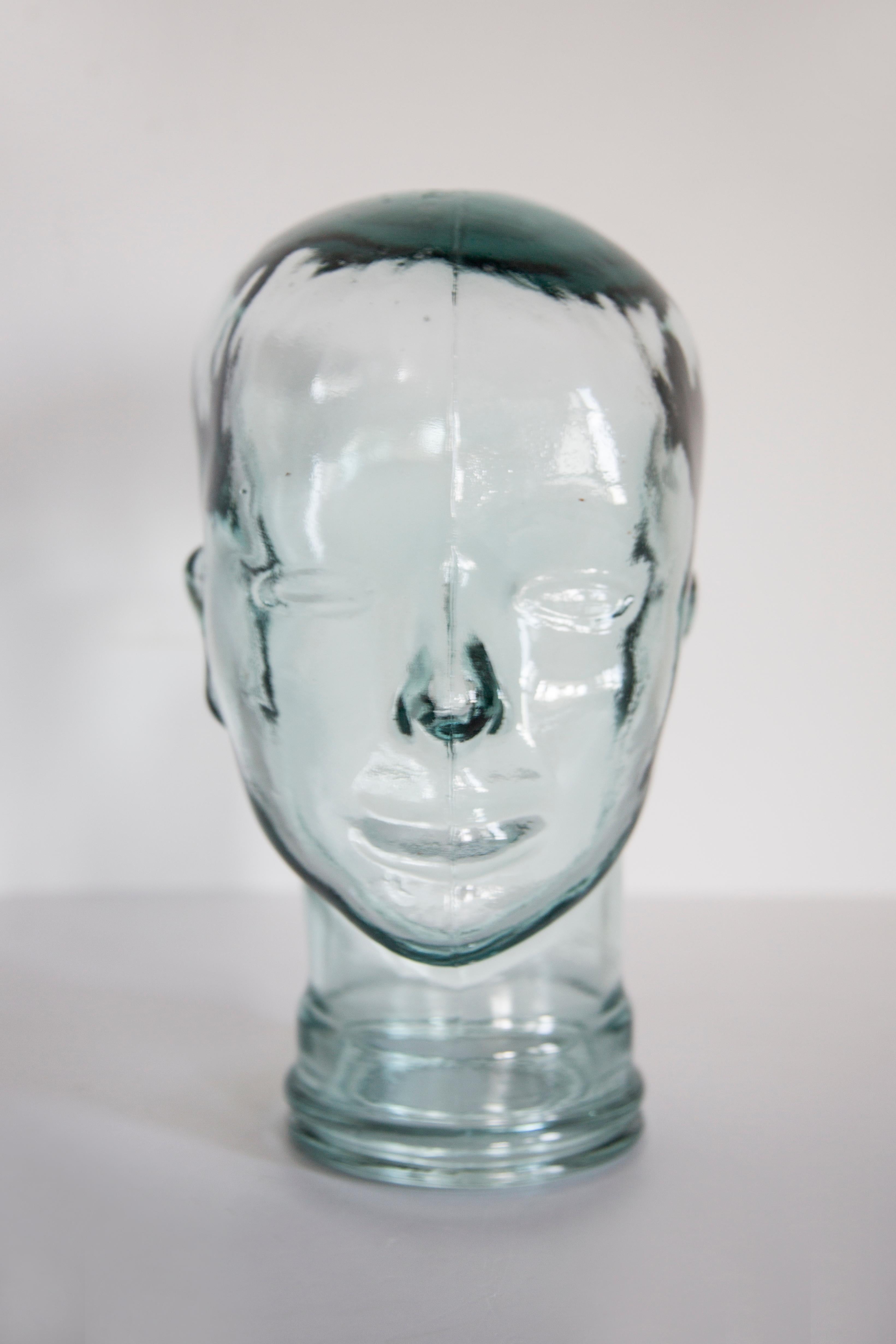 Sculpture de tête décorative en verre transparent en forme de mannequin, 1970, Allemagne Bon état - En vente à 05-080 Hornowek, PL