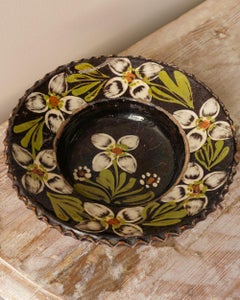 Transylvanian Folk Plate with Hand-Painted Floral Design, Early 20th Century