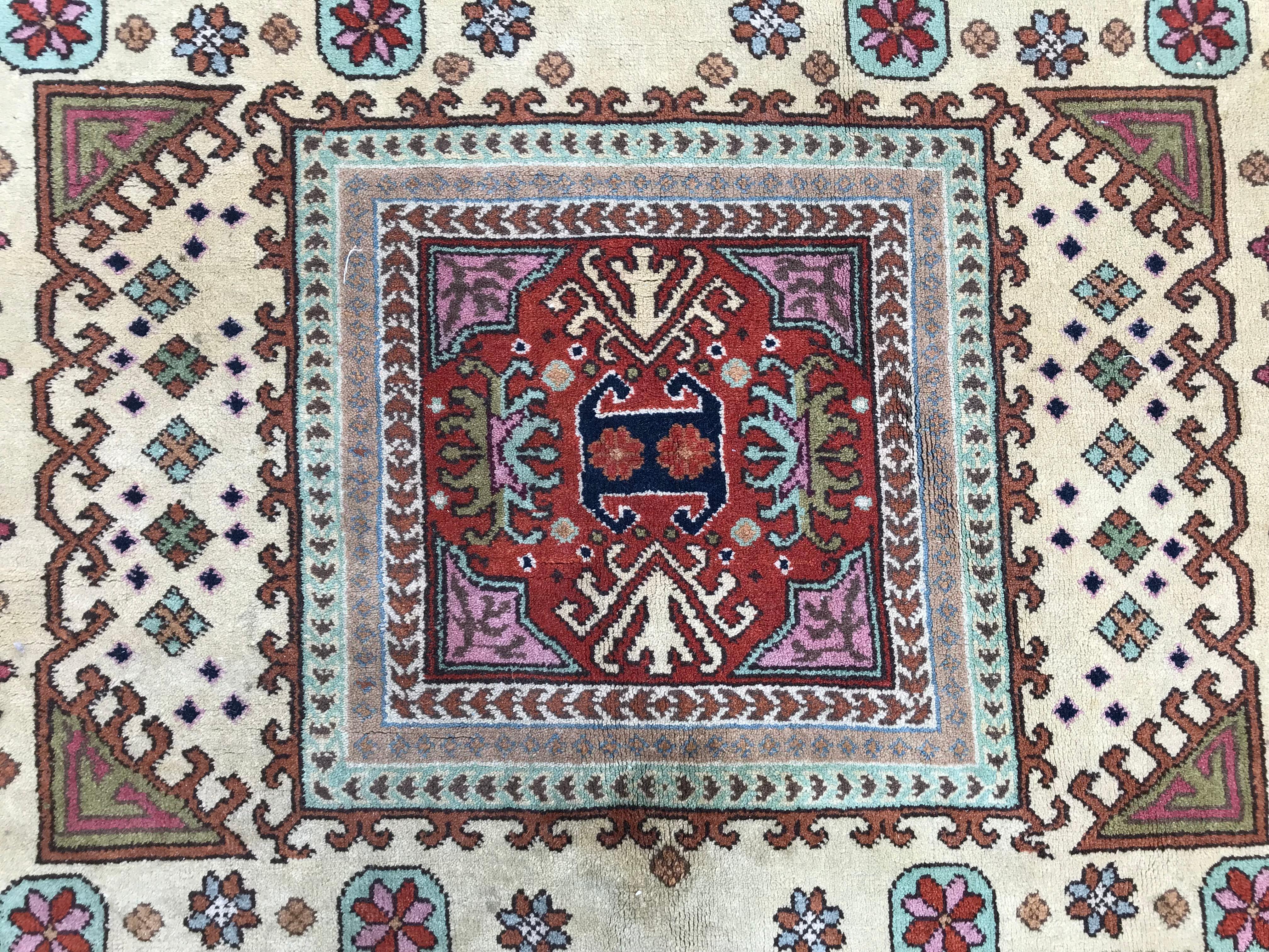 Bobyrug's Transylvanian Square Persischer Design-Teppich (Tabriz) im Angebot