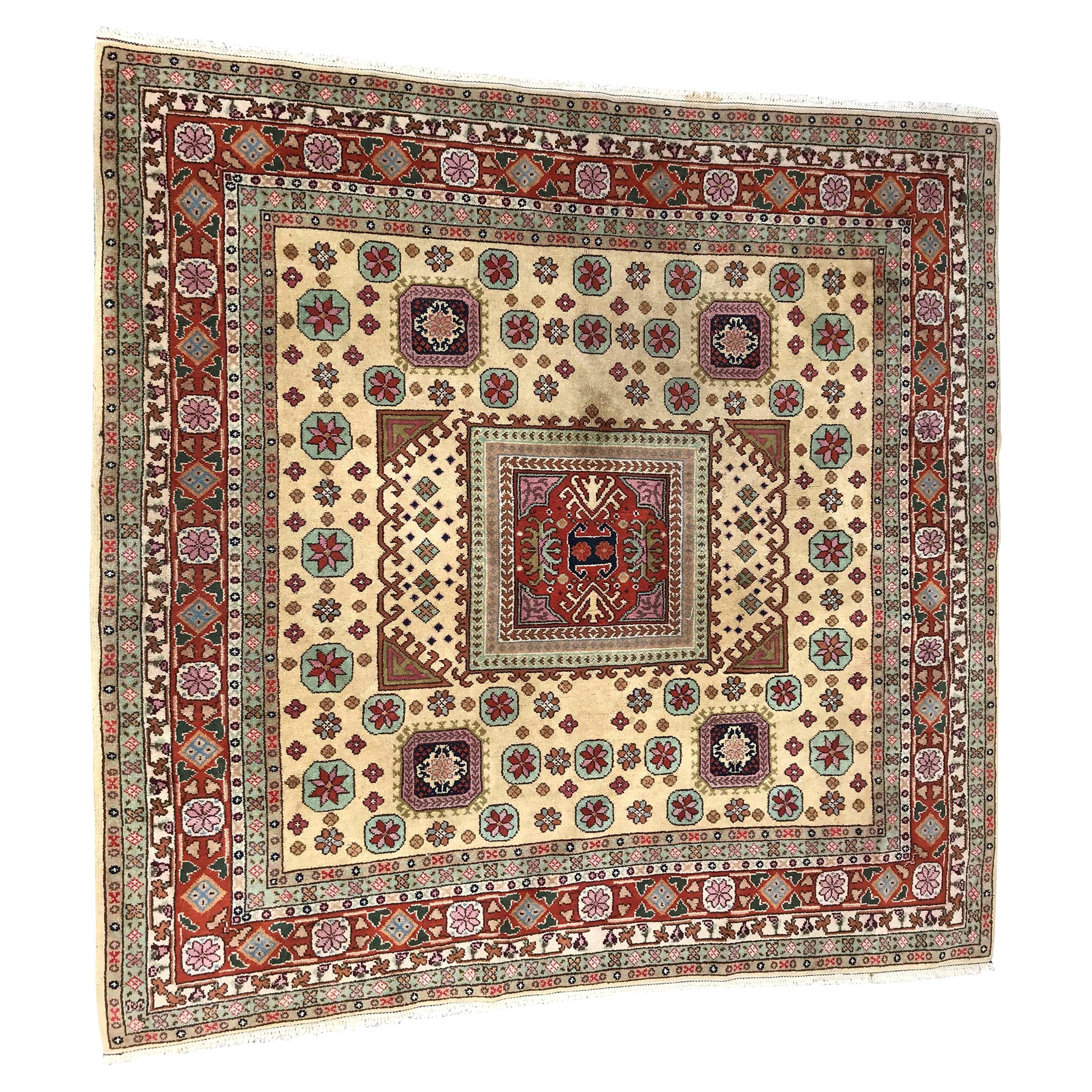 Bobyrug's Transylvanian Square Persischer Design-Teppich im Angebot