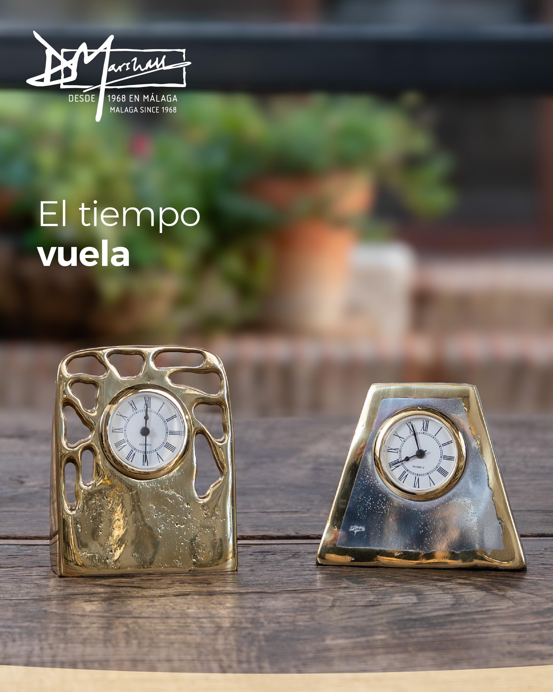 Trapeze Clock D013 handmade in cast brass & aluminium For Sale 2