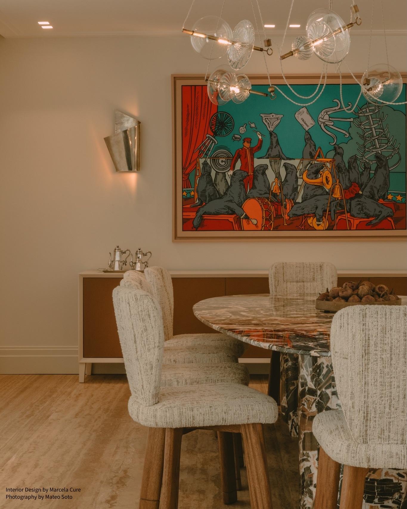 Lustre contemporain Trapezi à six lumières en laiton foncé et verre soufflé noir en vente 1