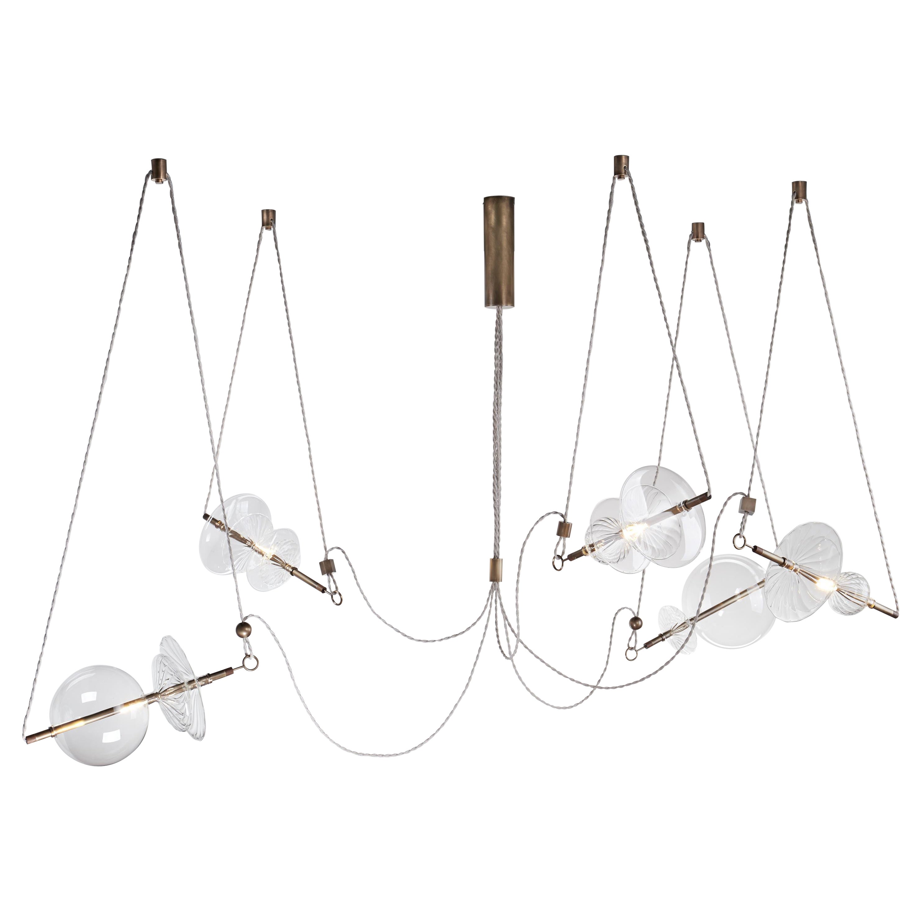 Trapezi Five Lights Aged Brass Contemporary Pendelleuchte / Kronleuchter, geblasenes Glas
