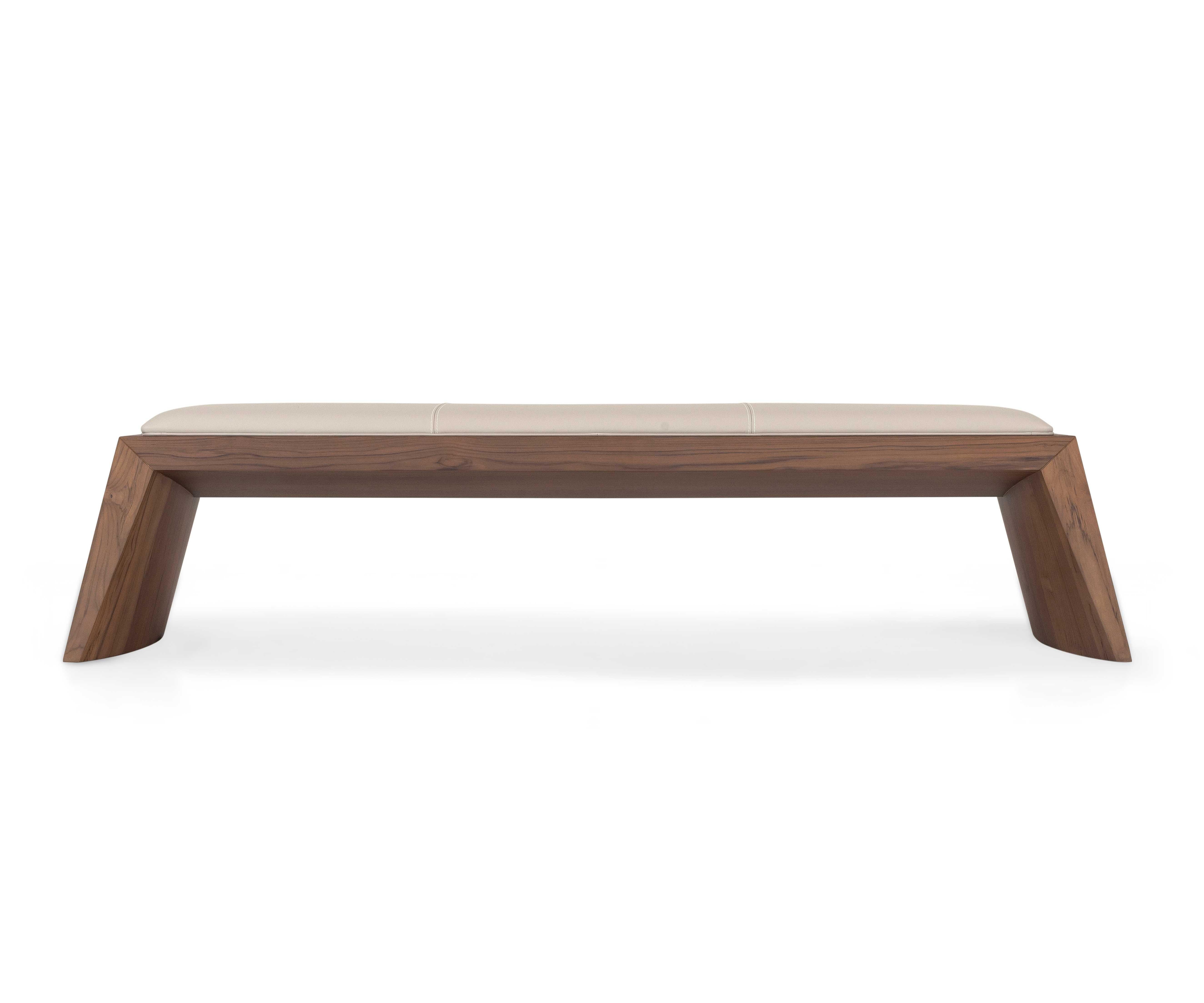 Modern Customizable Four-Seater Bench with Walnut Finish, Leather Top - Trapézio Line For Sale