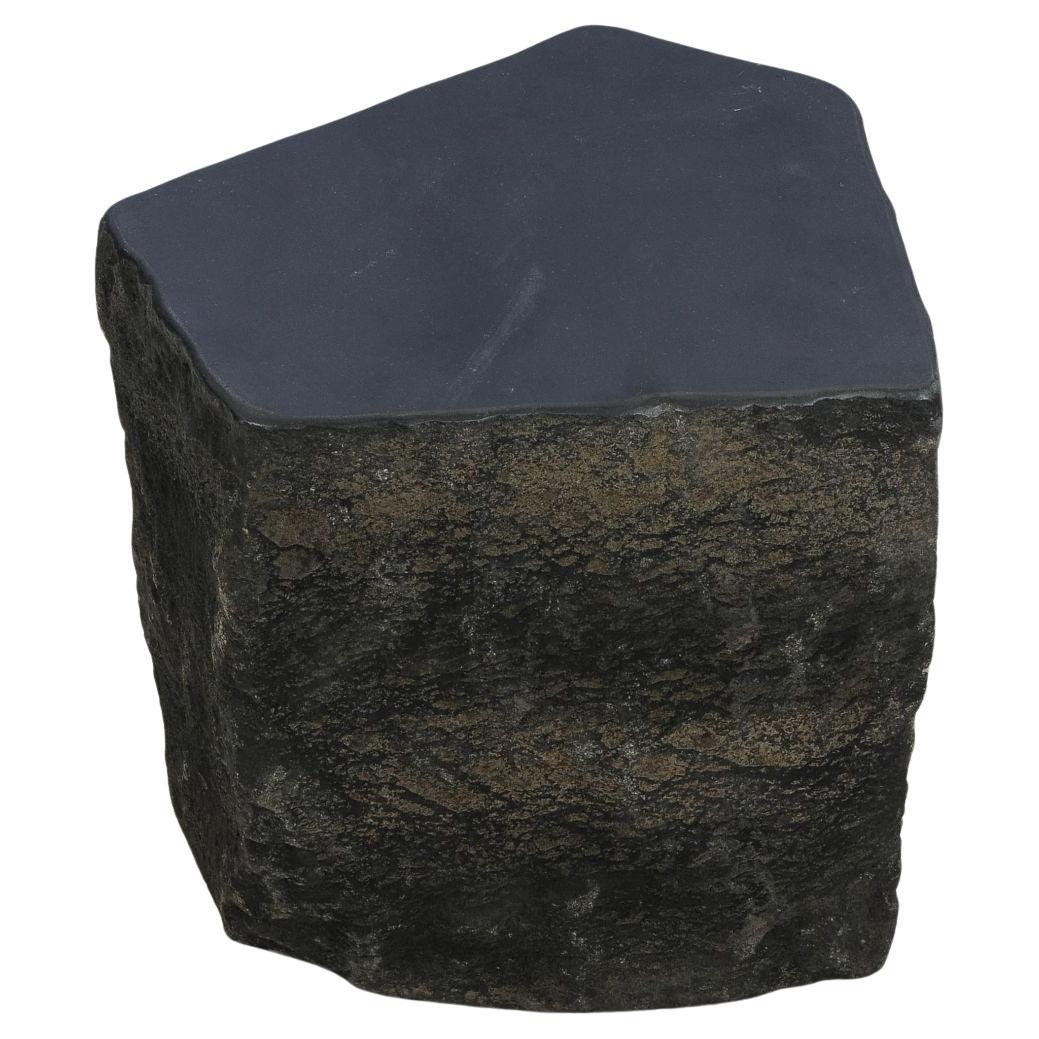 Table d'appoint Trapèze Basalte n°1 en vente