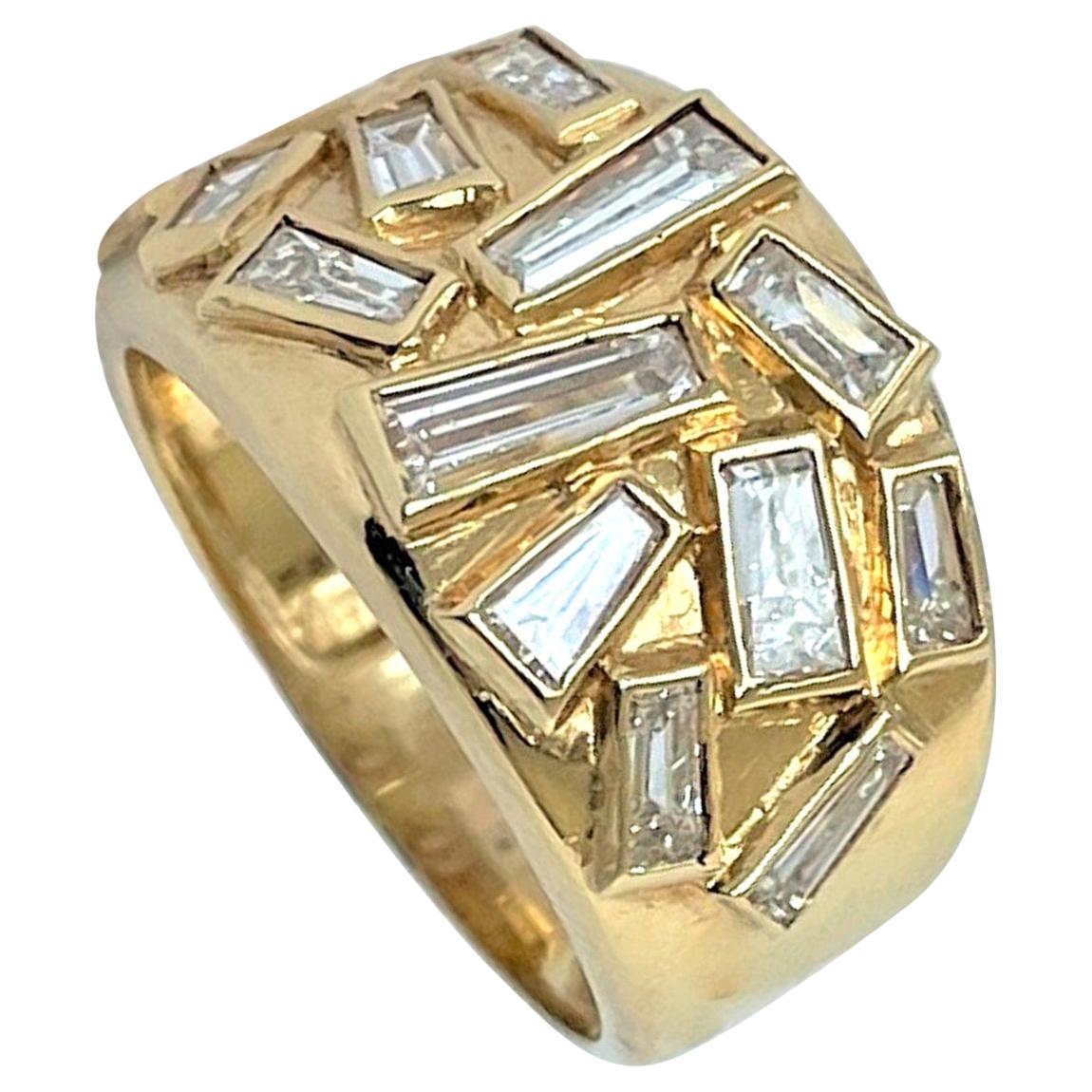 Vintage Rosior Trapezoid Cut Diamond Band Ring set in Yellow Gold For Sale