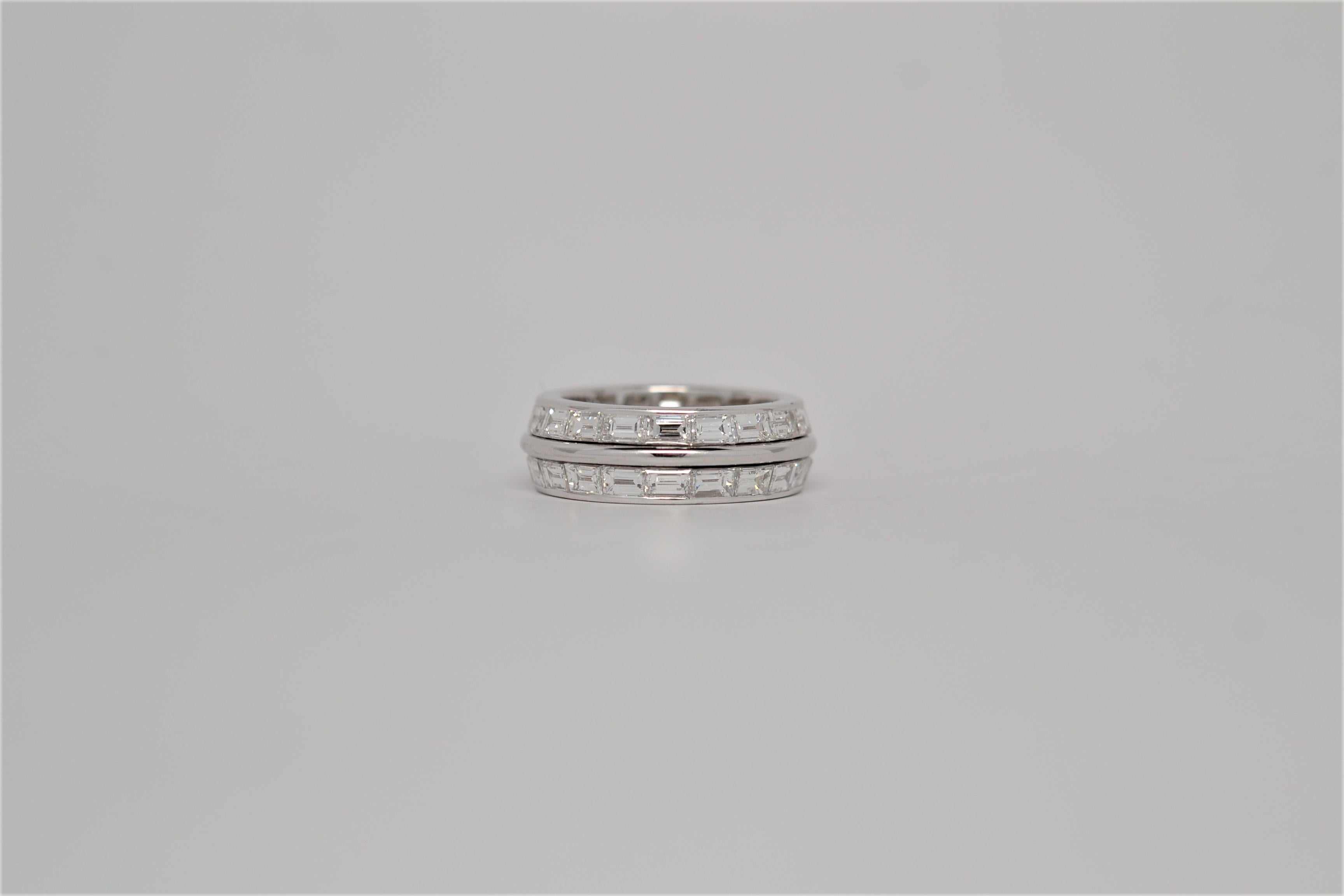 Trapezoid Cut Diamond Eternity Ring Set in 18k White Gold, 5.92 Carats In New Condition For Sale In New York, NY