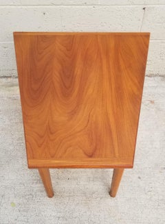 Trapezoid Walnut End Table with Finger Joint Detail