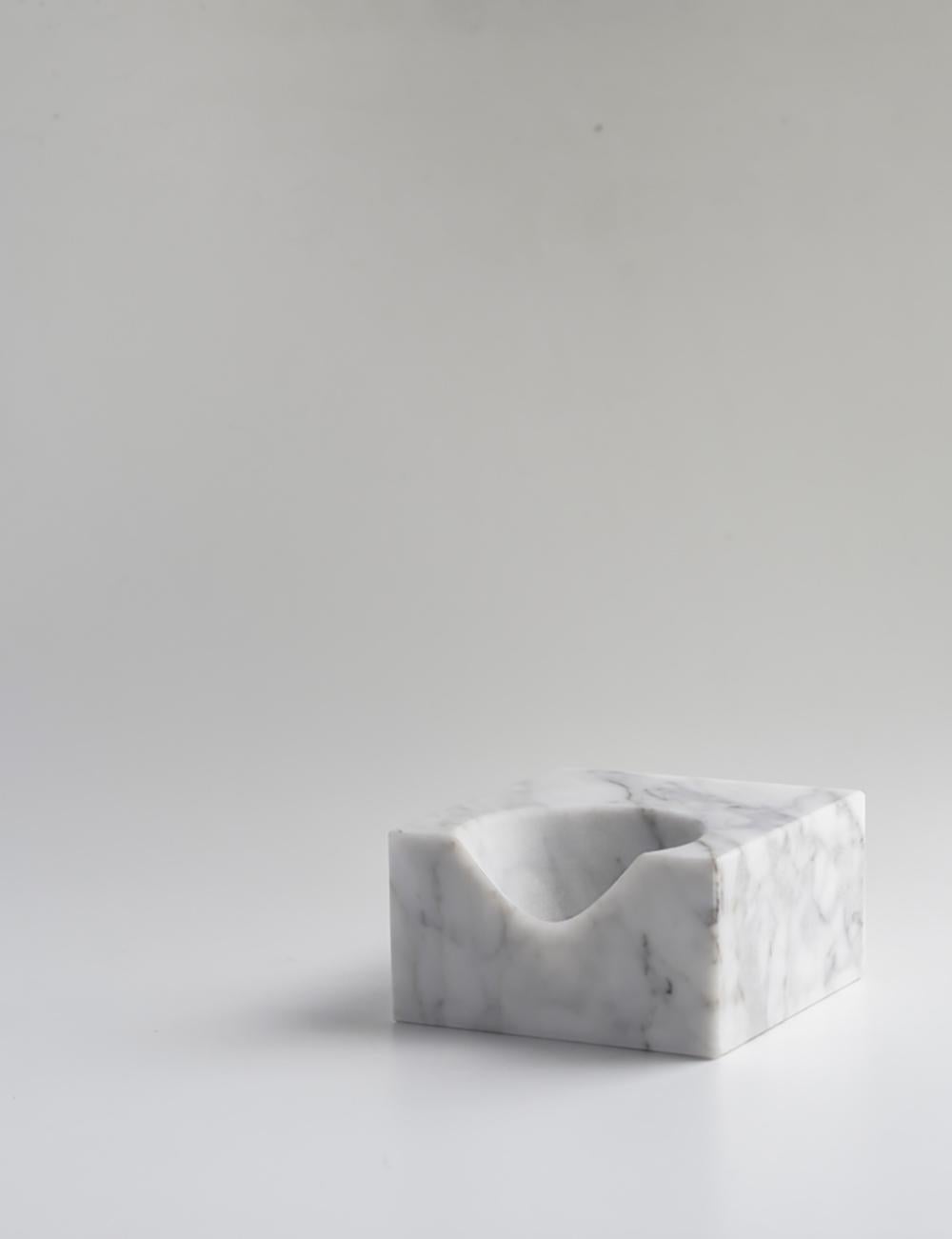Contemporary Trascorso Bianco Carrara, Alto For Sale