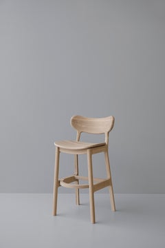 Trasiego Barstool by Sebastián Ángeles