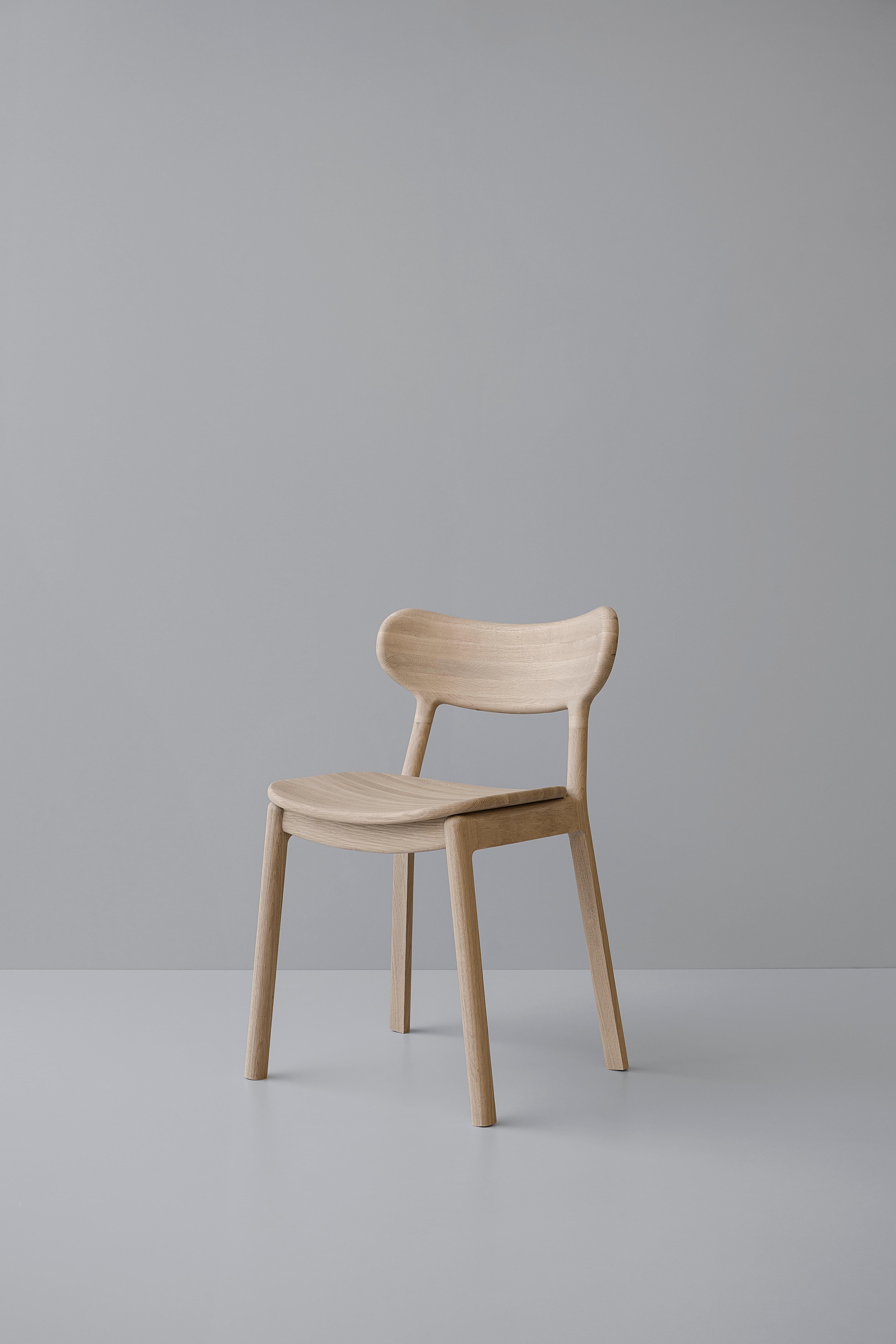 Trasiego dining chair by Arturo Verástegui
Dimensions: D 47 x W 53 x H 75 cm
Materials: oak wood.

Natural white oak low dining chair.

Sebastián Angeles is an Industrial Designer originally from Mexico City who graduated from the Anáhuac