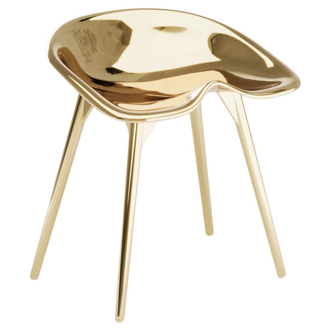 Trator Hocker mit Rückenlehne aus Gussmessing von Studio Orth