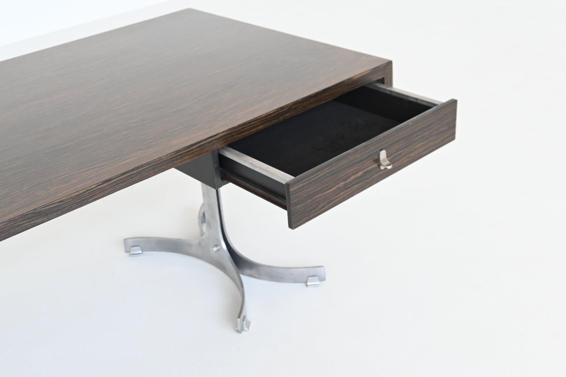 Mid-20th Century Trau Arredamenti Metallici S.P.A. large desk in rosewood Italy 1960 For Sale