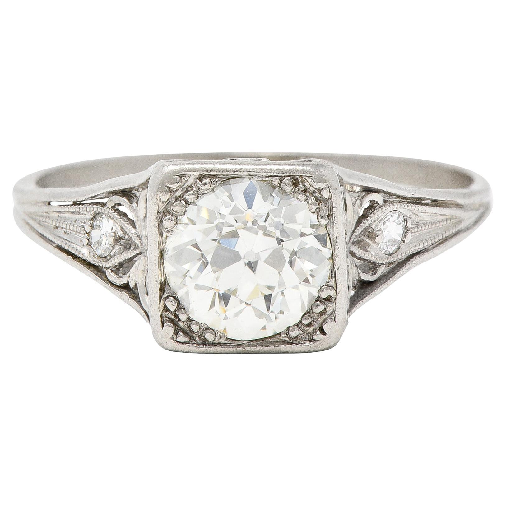 Traub Mfg. Art Deco 1.07 CTW Diamond Platinum Scrolling Vintage Engagement Ring en vente