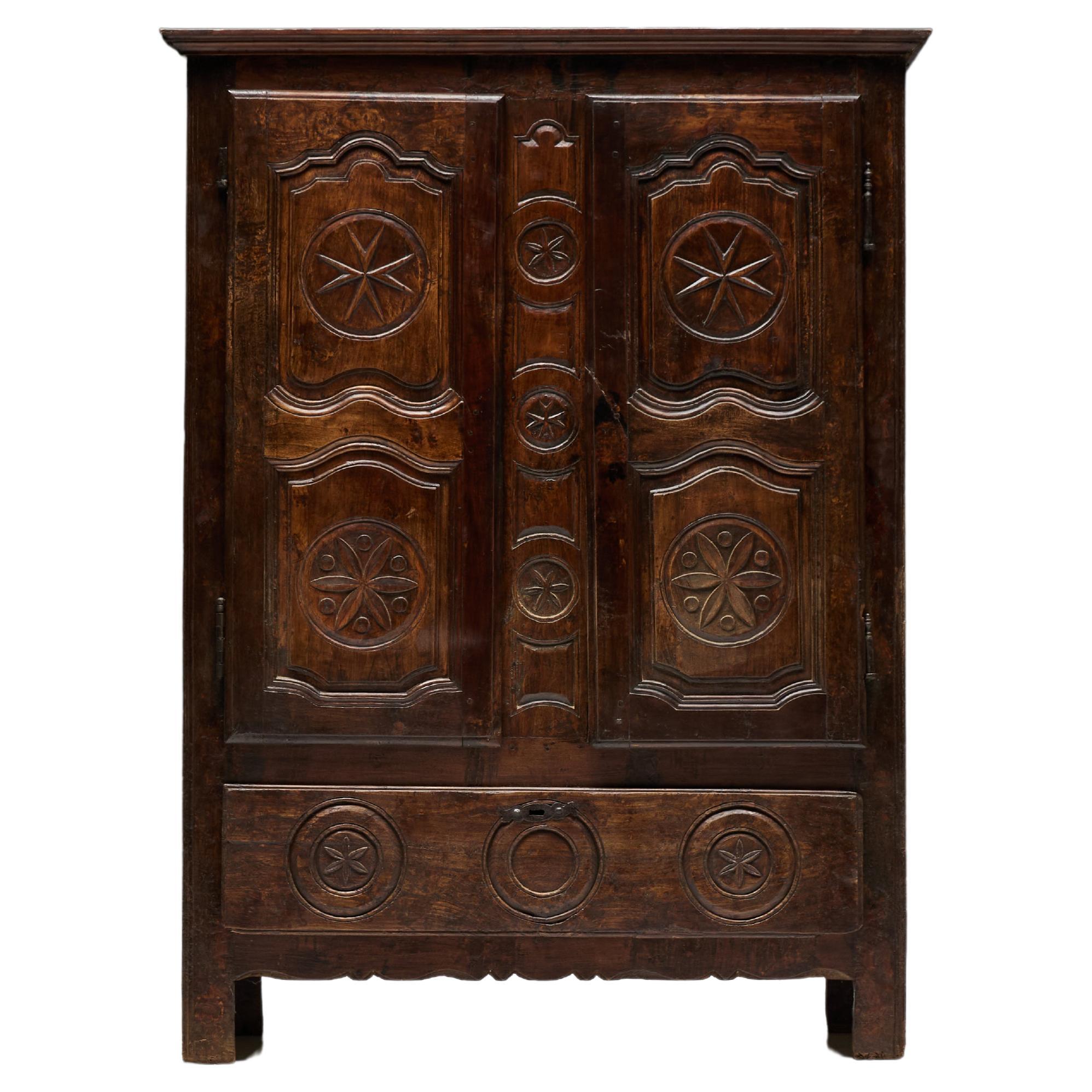 Travail Populaire Cabinet, France, 19th Century For Sale