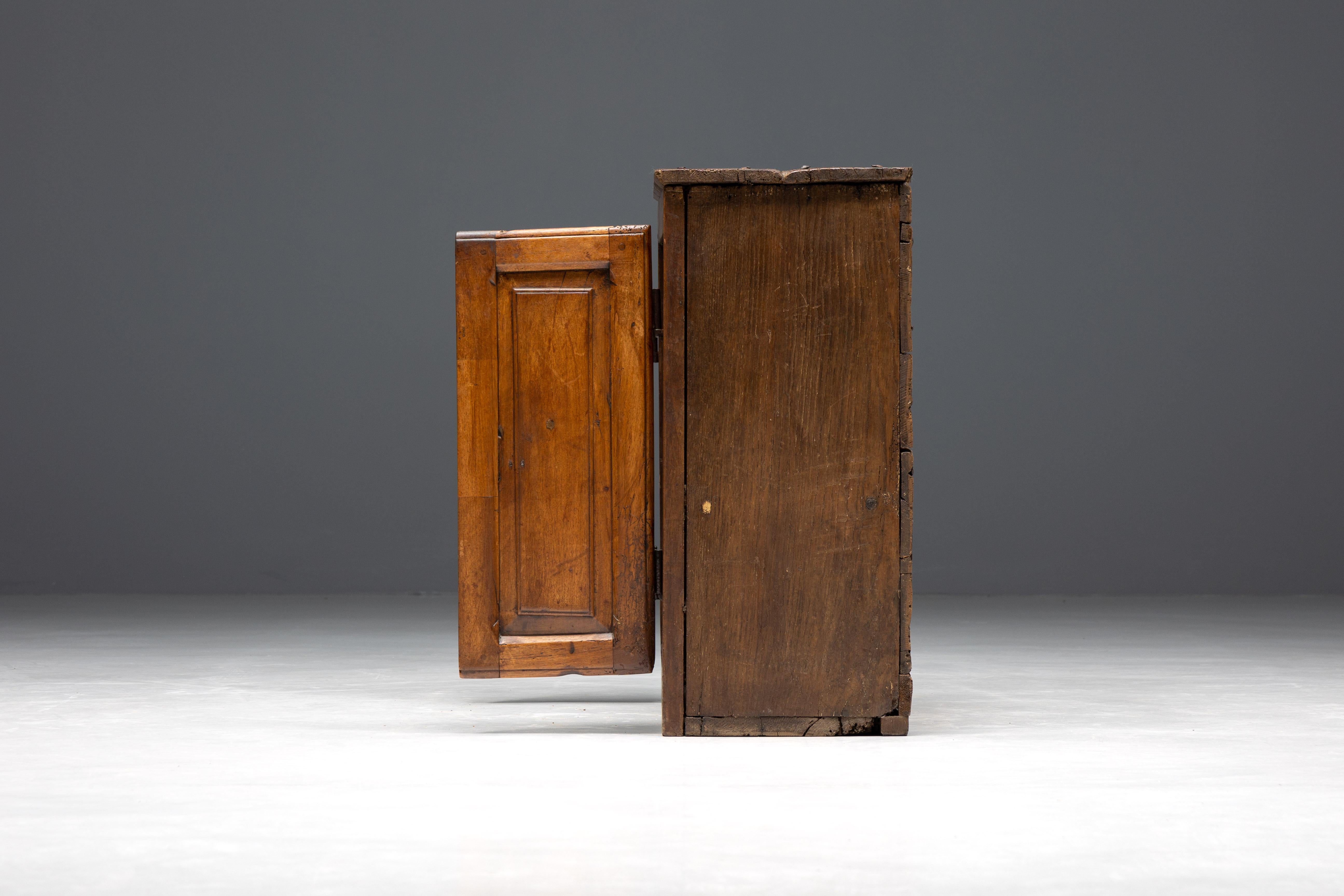 Travail Populaire Cupboard, France, 19th Century For Sale 1