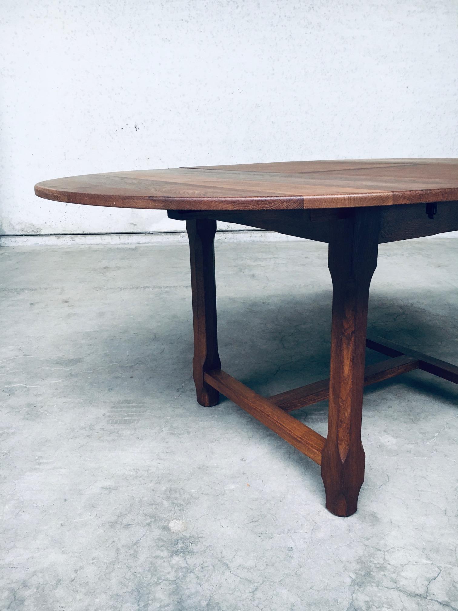 Travail Populaire Solid Oak Extendable Dining table, France 1930's For Sale 10