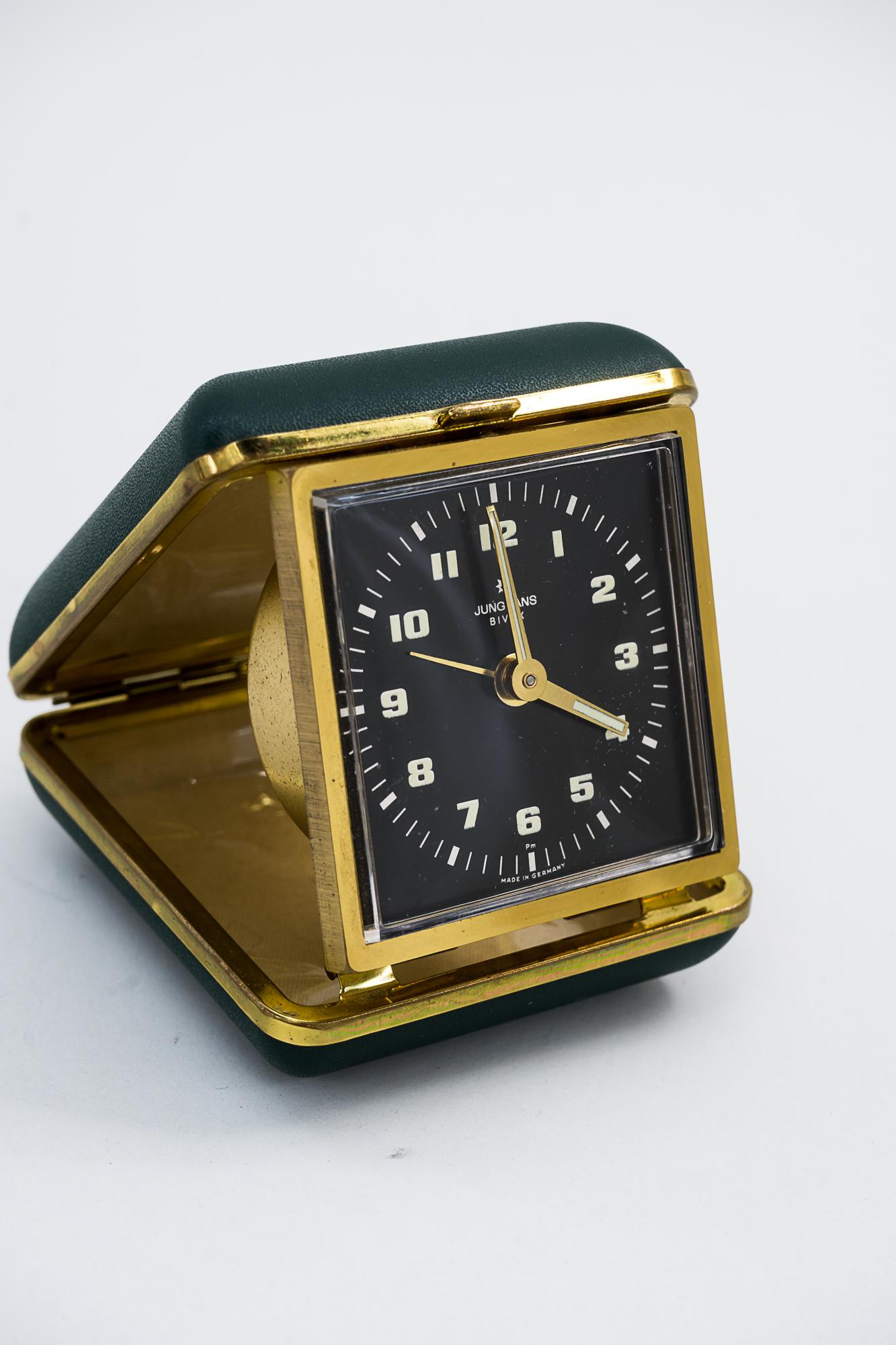 Mid-Century Modern Horloge d'alarme de voyage de Junghans, vers les années 1960 en vente