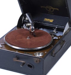 Travel gramophone