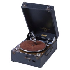 Travel gramophone