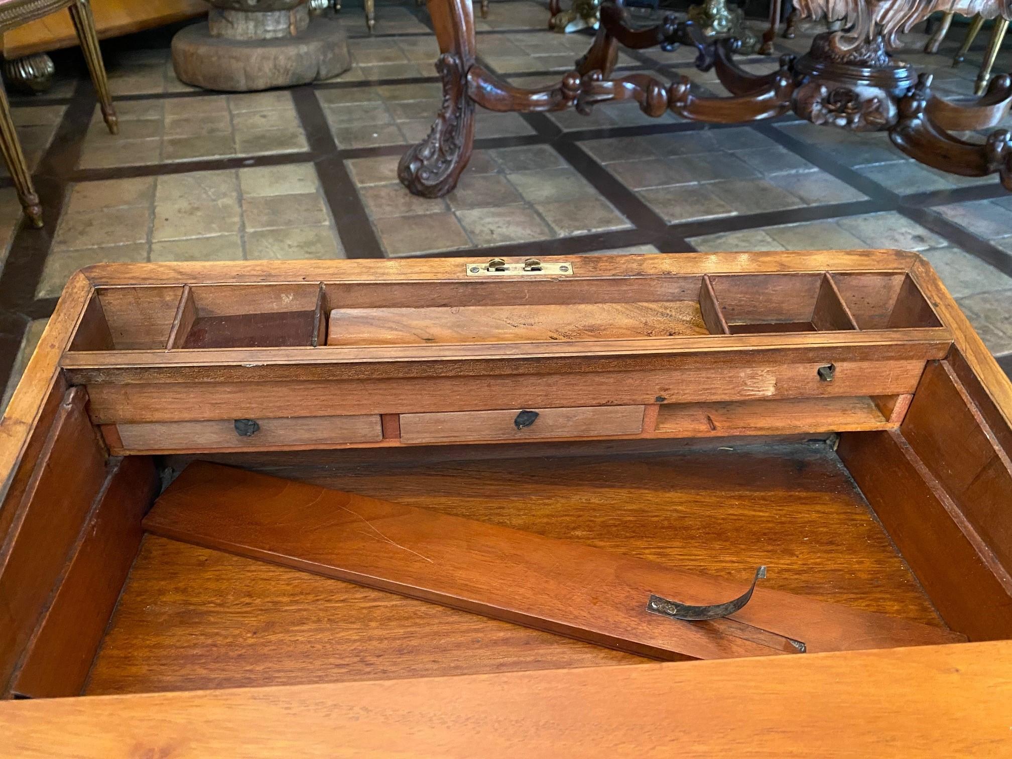 Travel Lap Desk Walnut 19th C. on Stand as Side Table Decorative Gift Antique LA For Sale 4