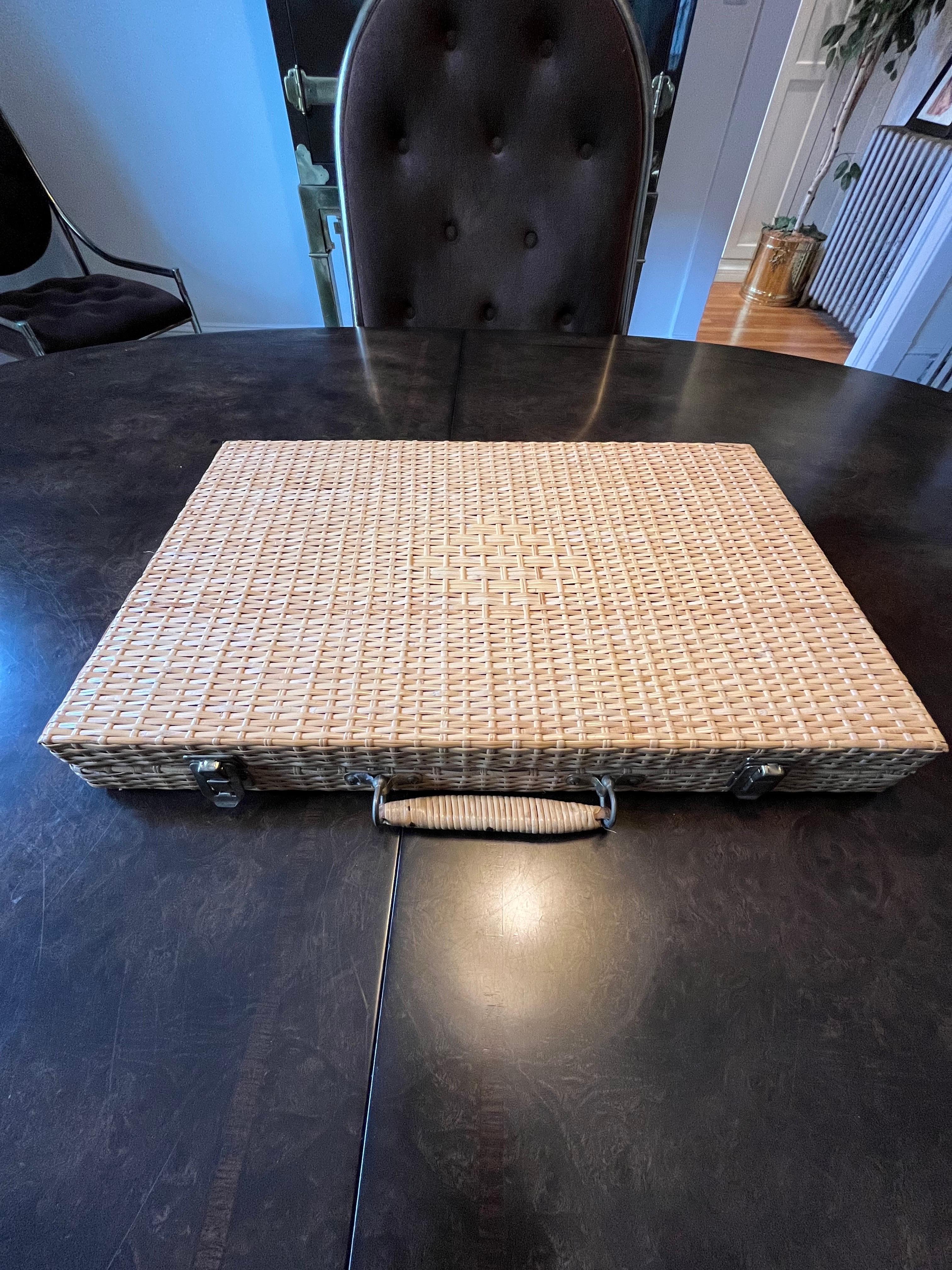 outdoor backgammon table