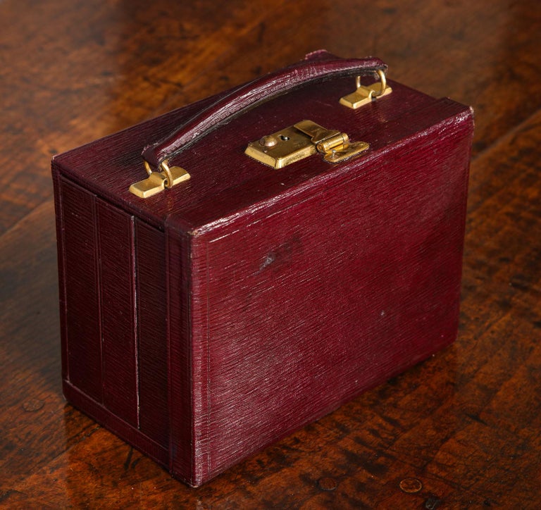Traveler's Jewelry Box In Good Condition For Sale In Greenwich, CT