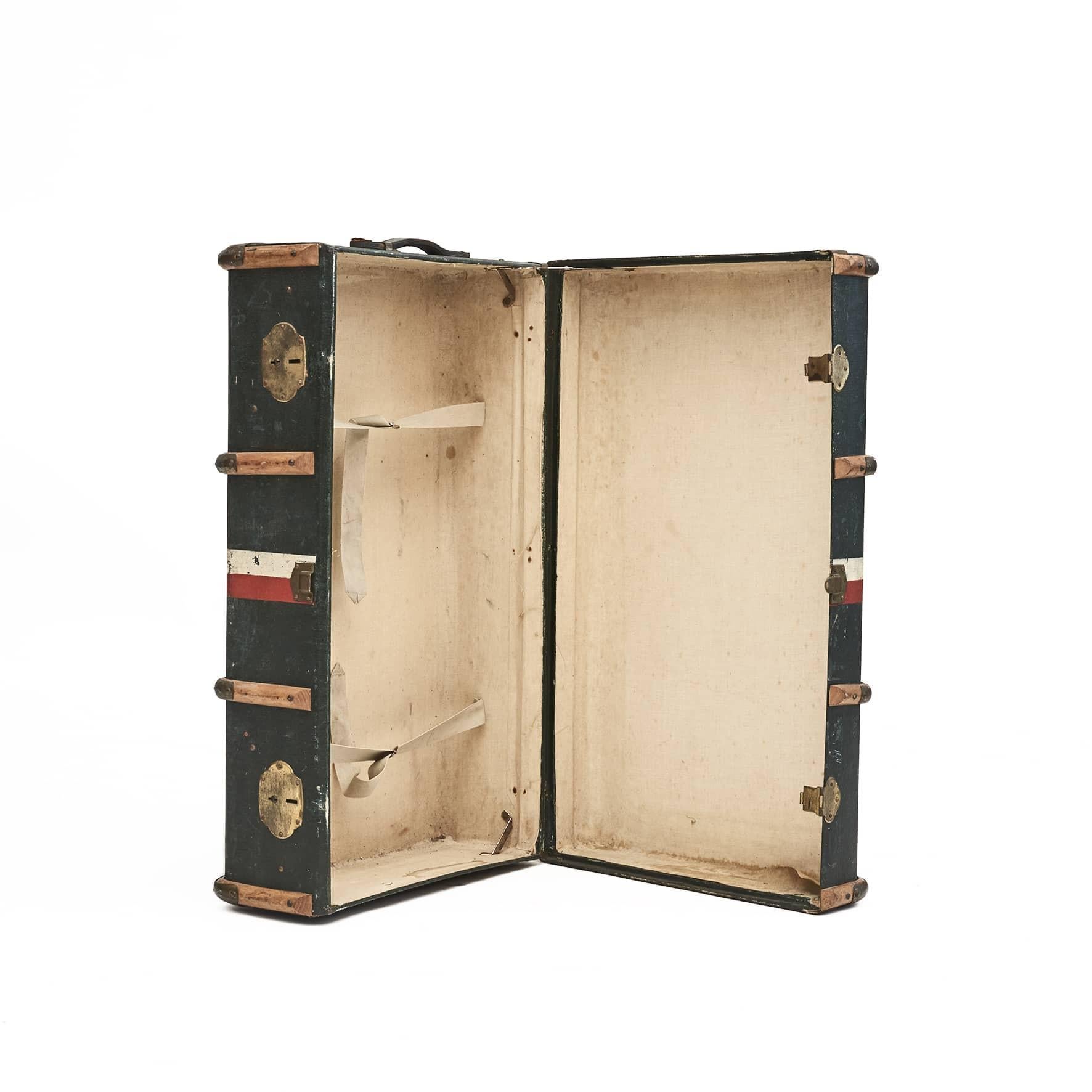 Travelers Sea Trunk  approx. 1920. For Sale 1