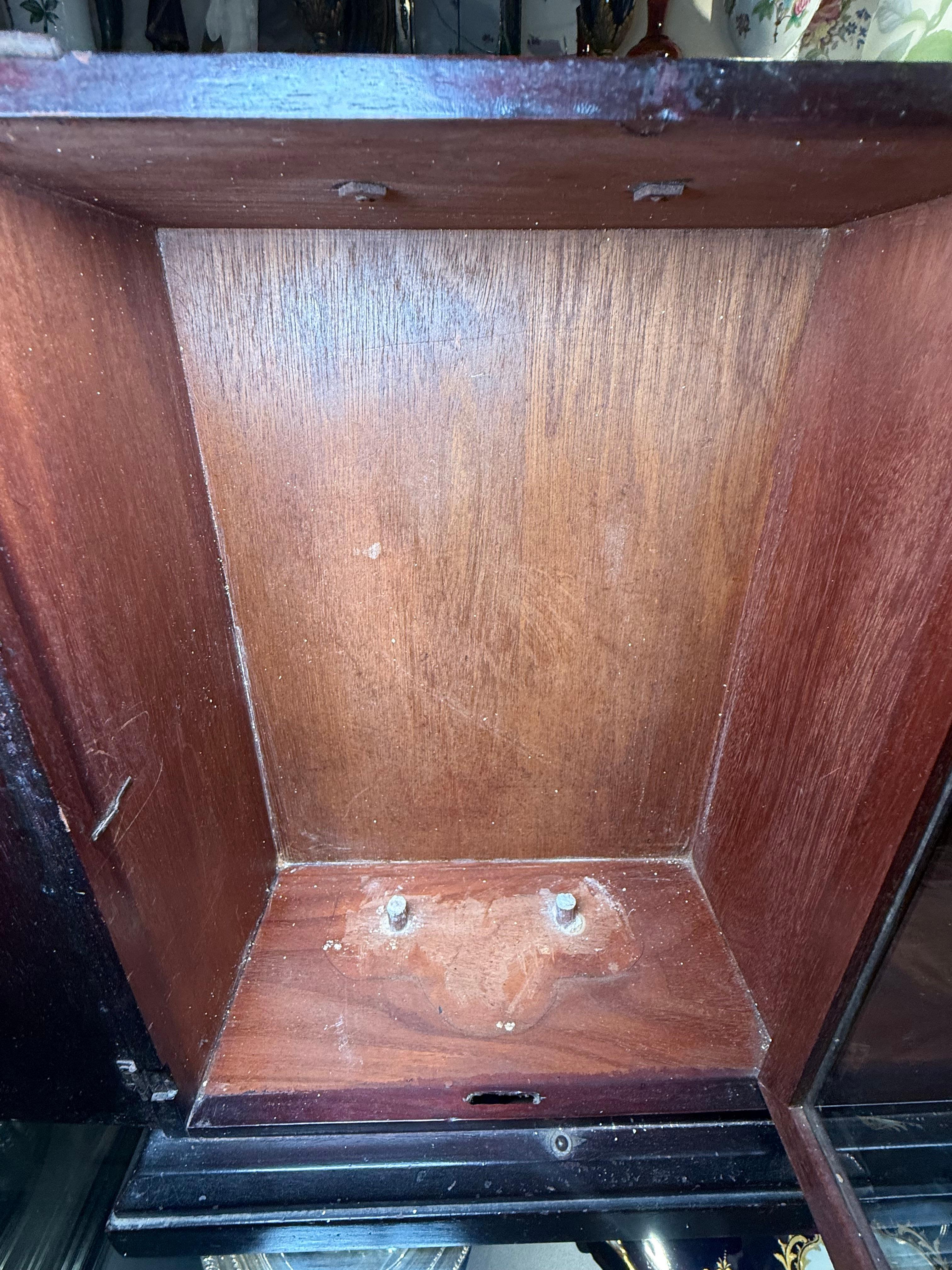 Inconnu Boîte à prières de voyage en bois avec la Sainte Famille en vente