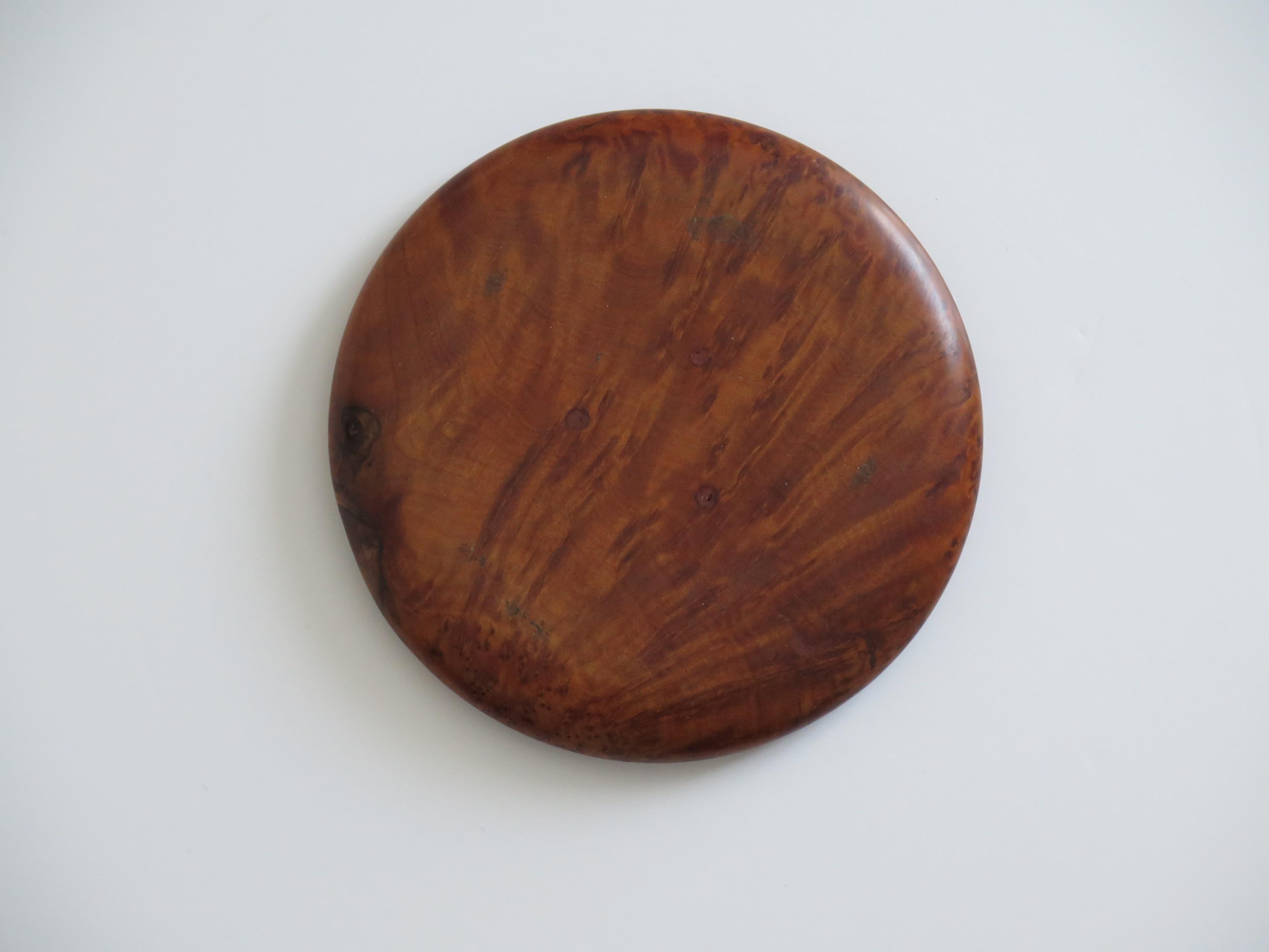 Travelling Marble Solitaire Board Game with 35 mixed stone Marbles, Circa 1930 For Sale 8