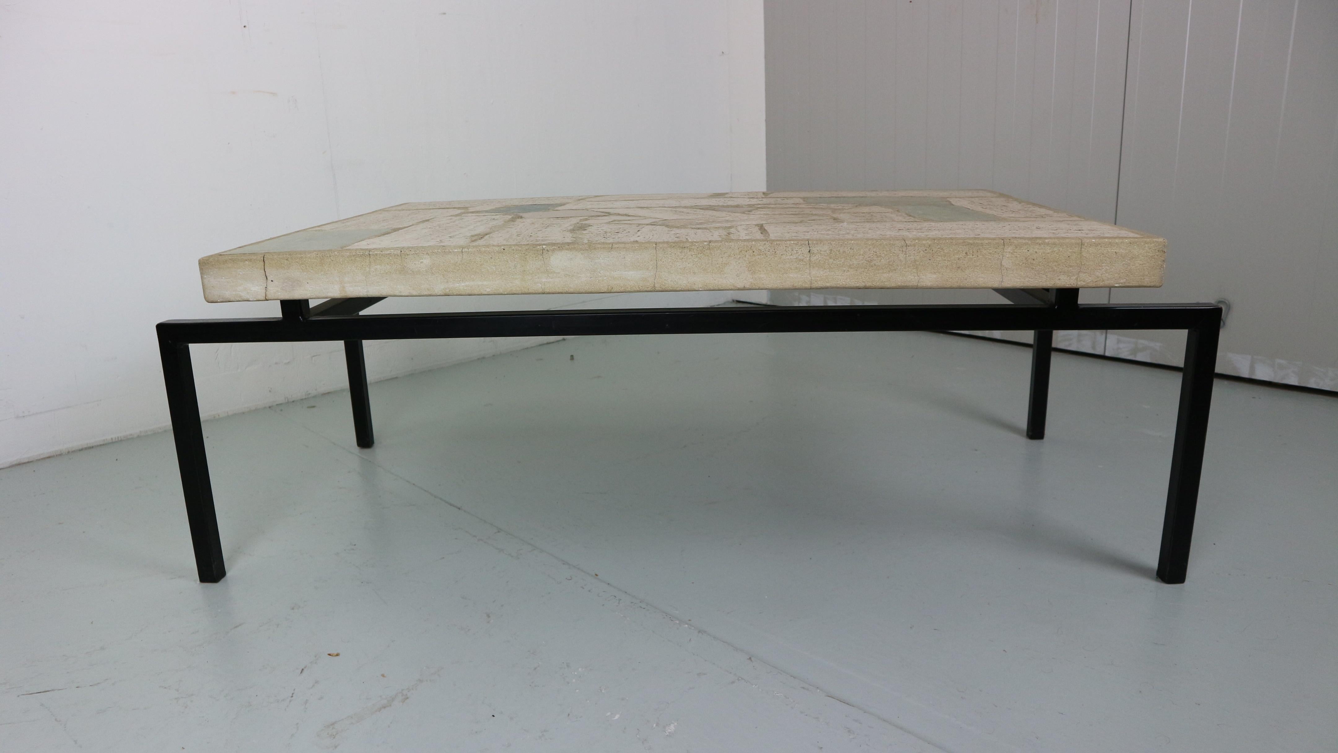 Brutalist  travertin abstract coffee table 1958 attributed to Rien Goené For Sale