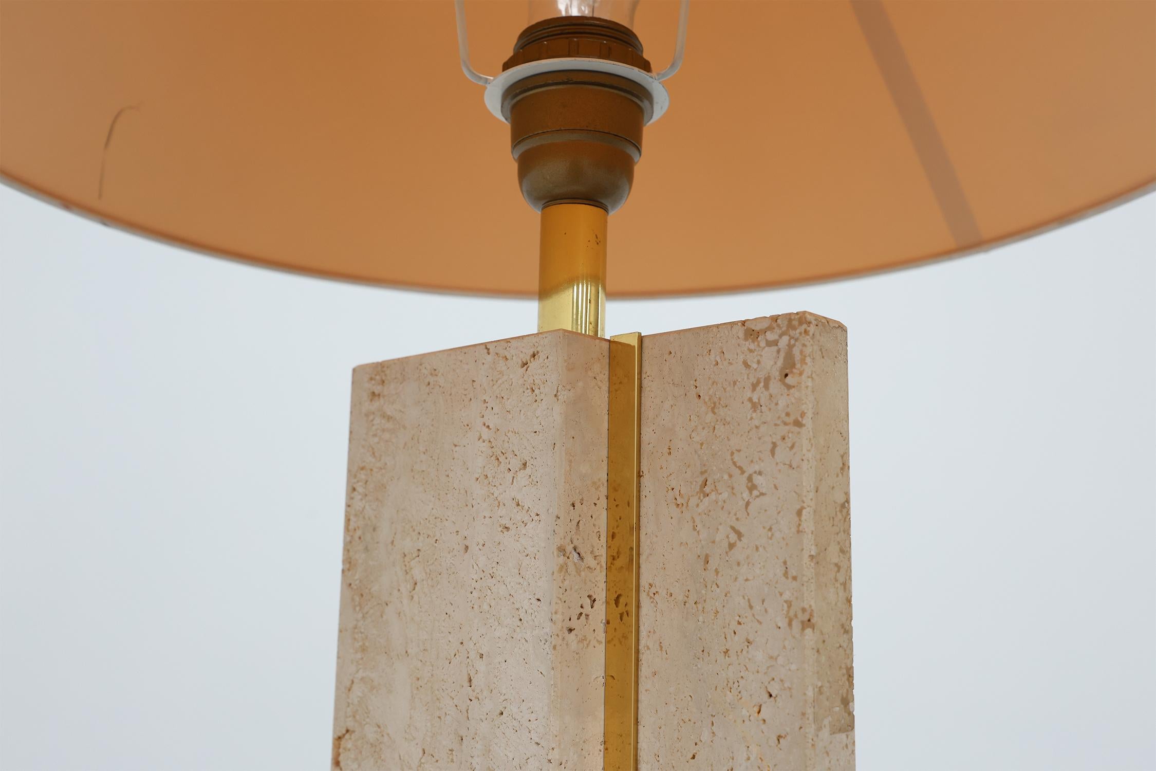 Hollywood Regency Travertin and messing table lamp by Belino in Hollywood regency style For Sale