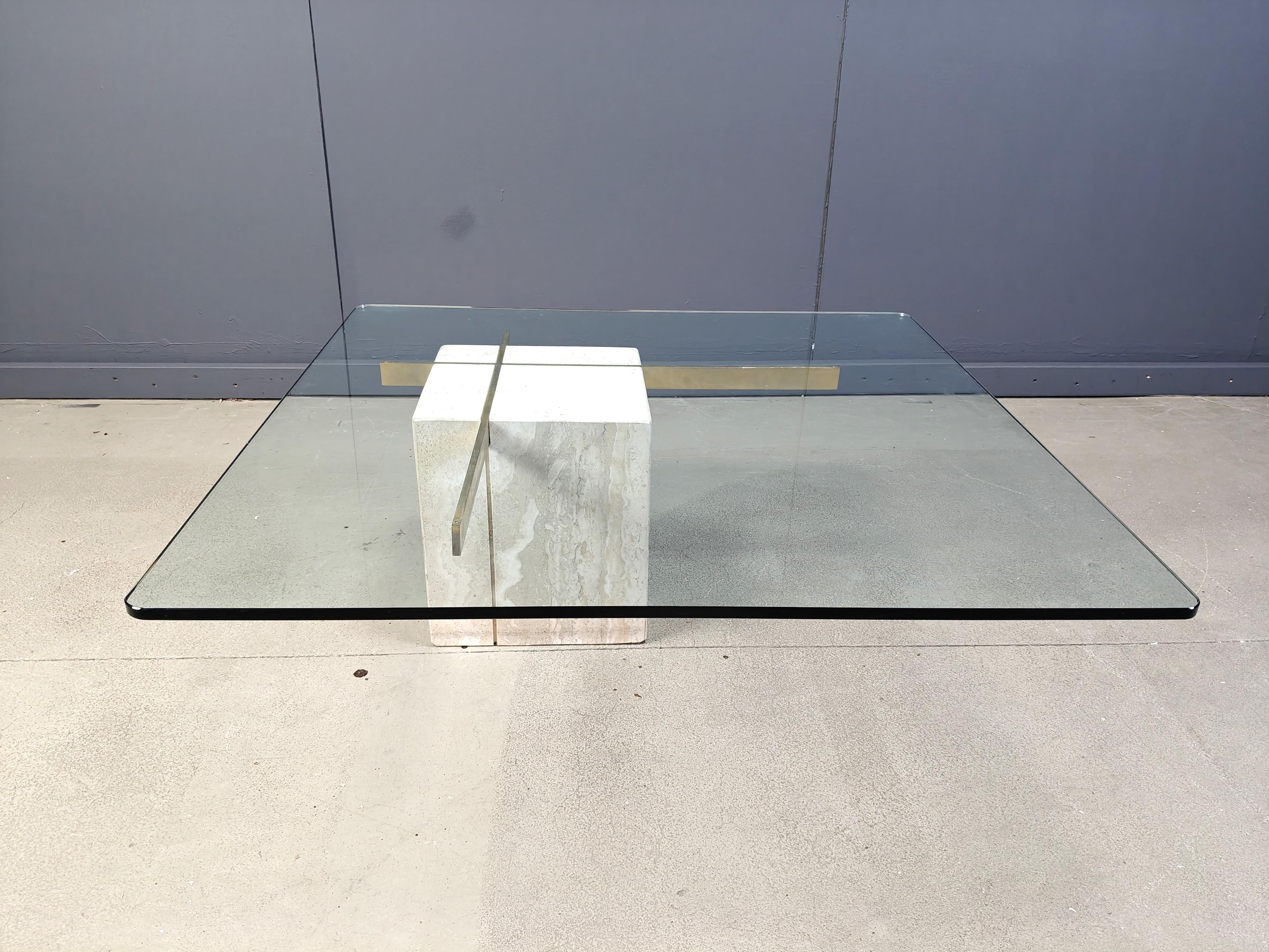 Travertine and brass coffee table by Artedi, 1980s For Sale 5