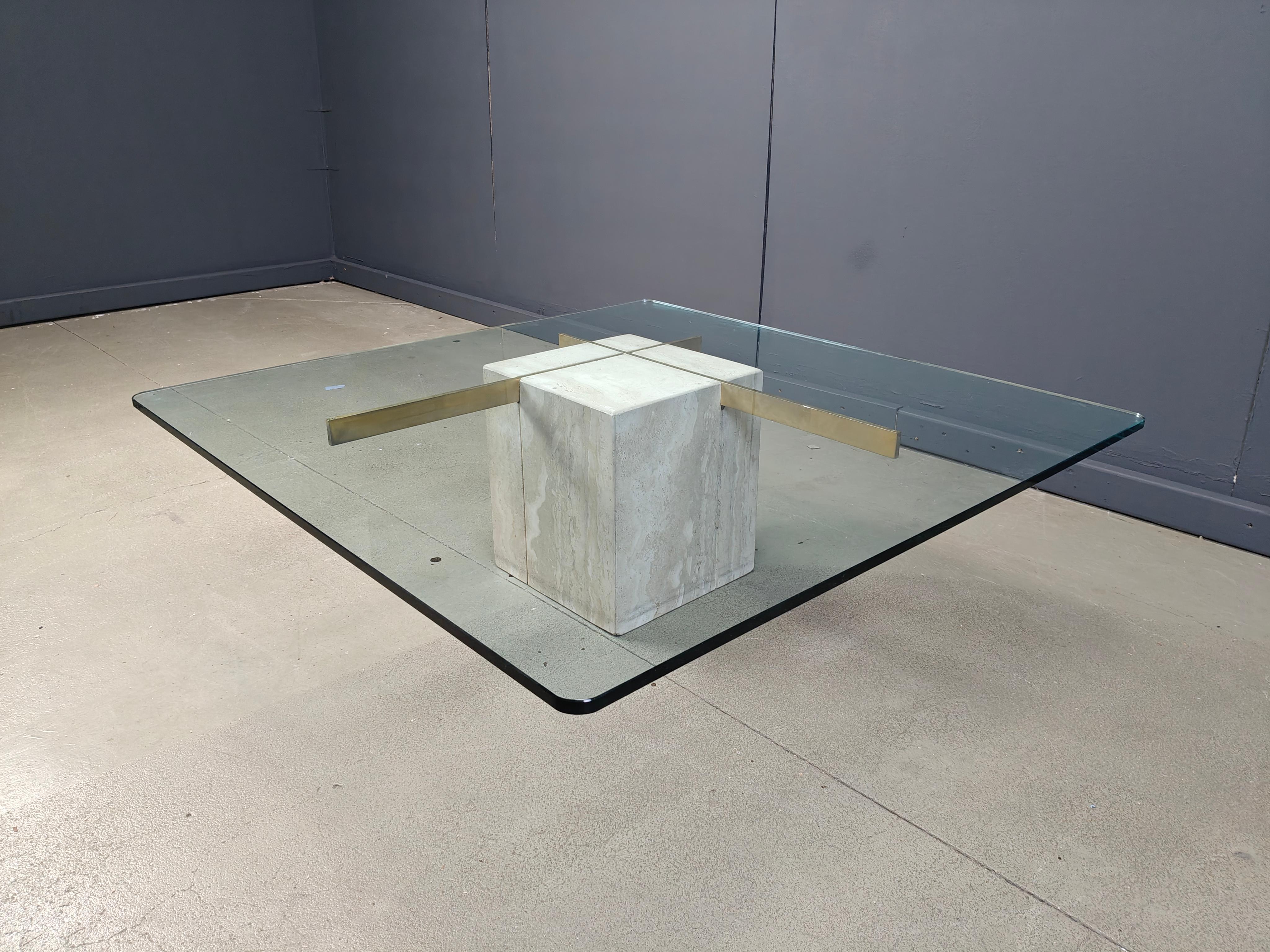 Italian Travertine and brass coffee table by Artedi, 1980s For Sale