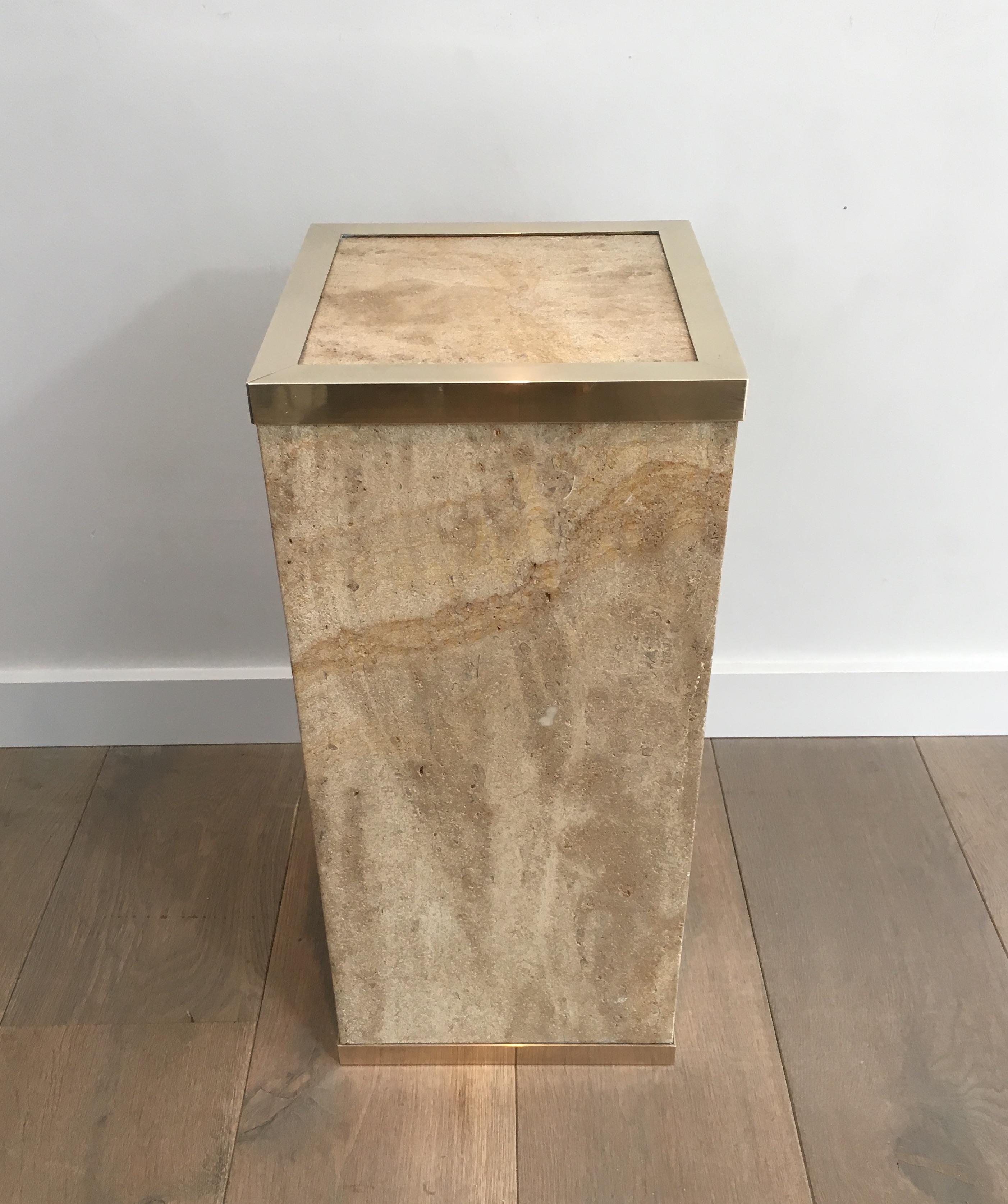 Travertine and Brass Column, French, circa 1970 For Sale 7