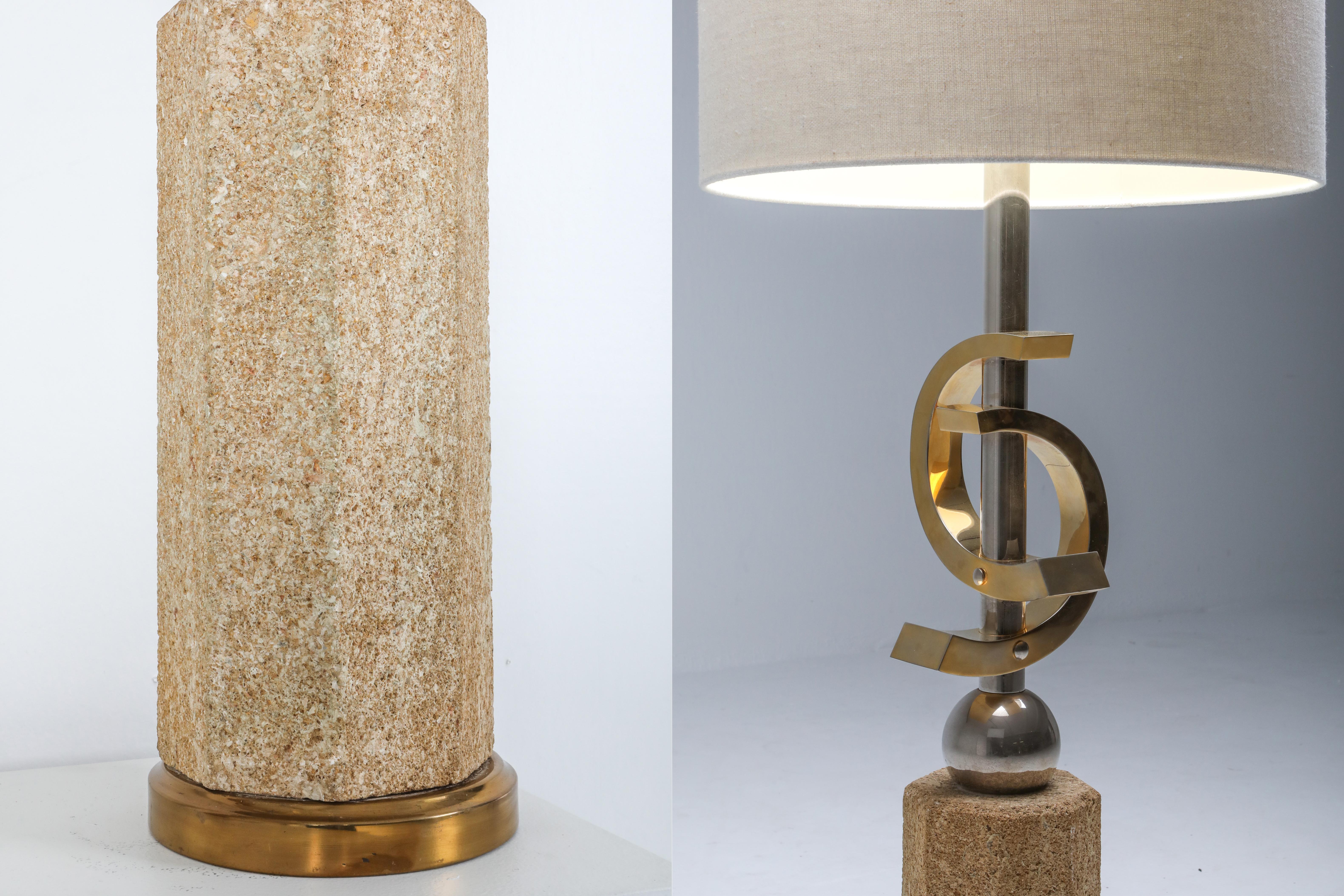 Lampade da terra in travertino e ottone in vendita 5