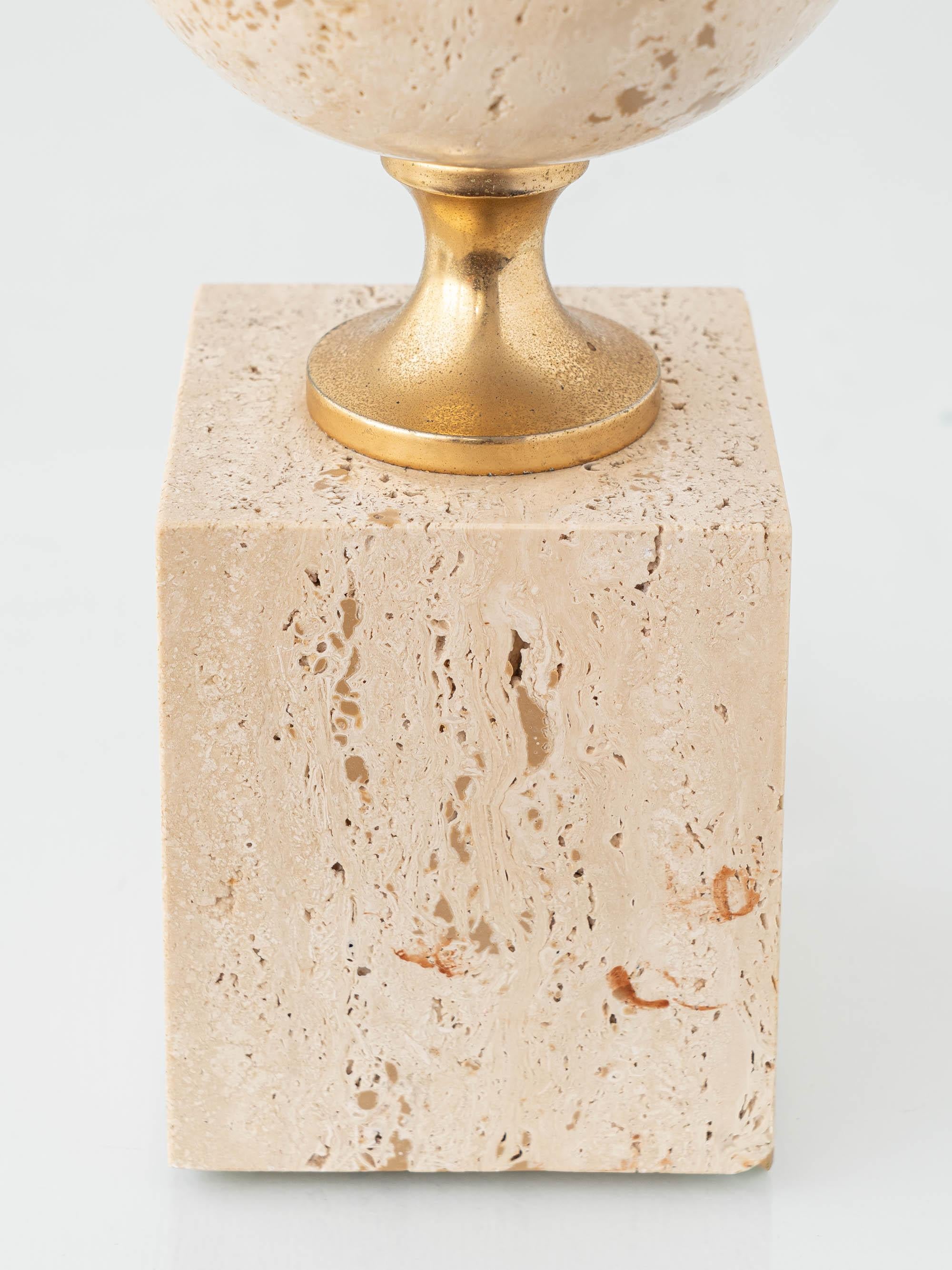 Travertine and Brass Table Lamp attributed to Philippe Barbier, 1970s In condizioni buone in vendita a AMSTERDAM, NL