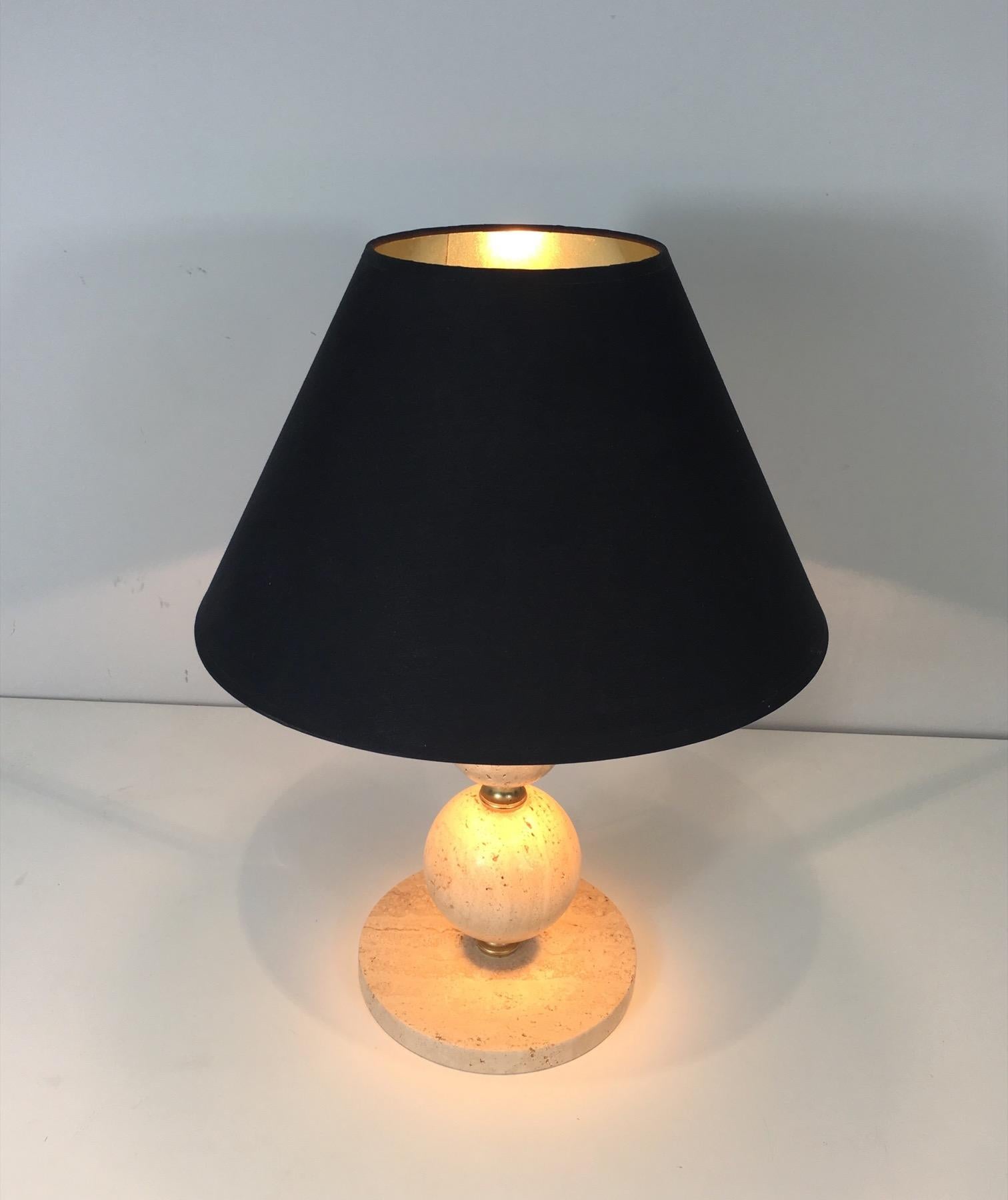Travertine and Brass Table Lamp, Black Shintz Gilt Inside, French In Good Condition In Marcq-en-Barœul, Hauts-de-France