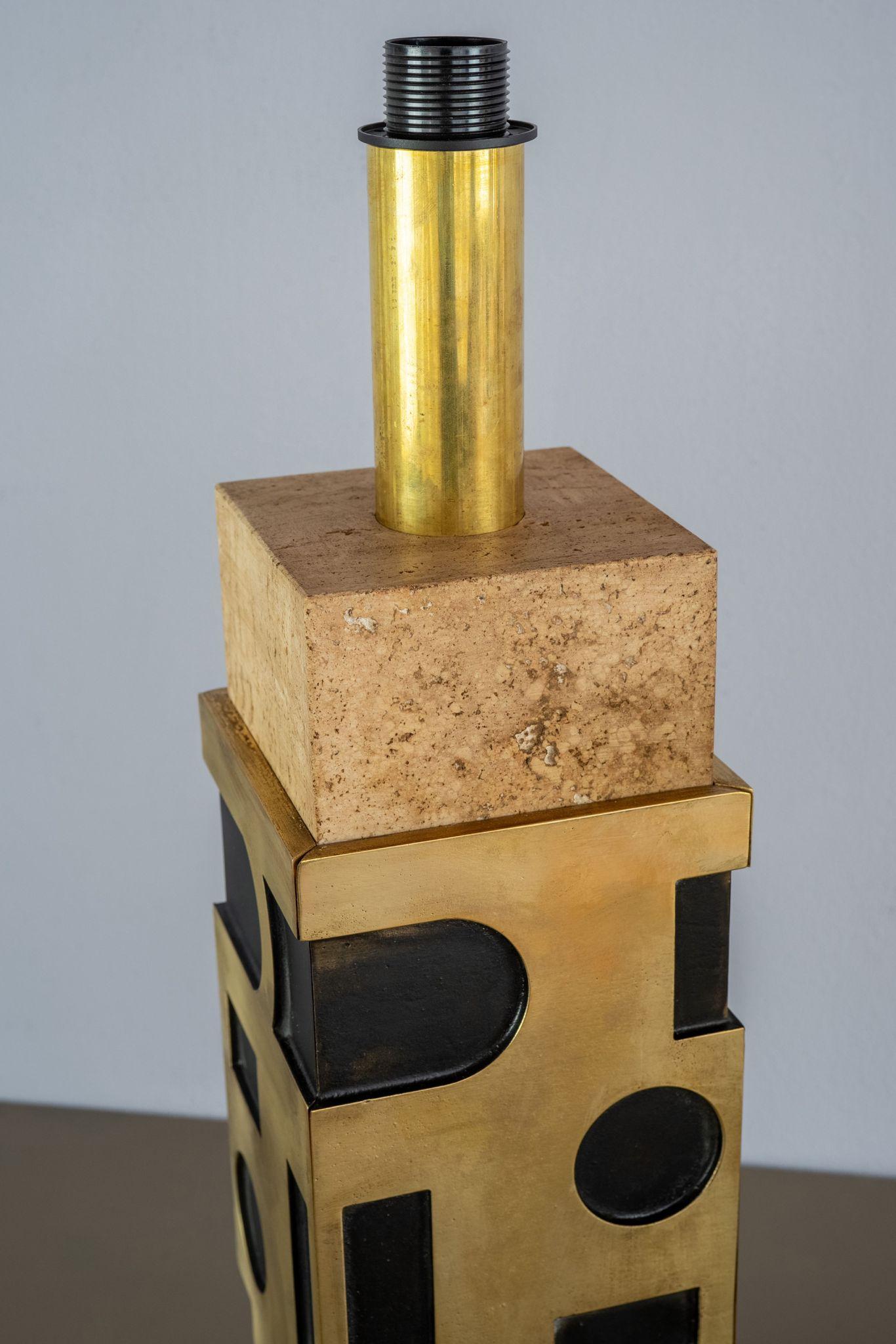 Late 20th Century  travertine cast brass huge of 1970  exclusive hotel salsomaggiore table lamp For Sale