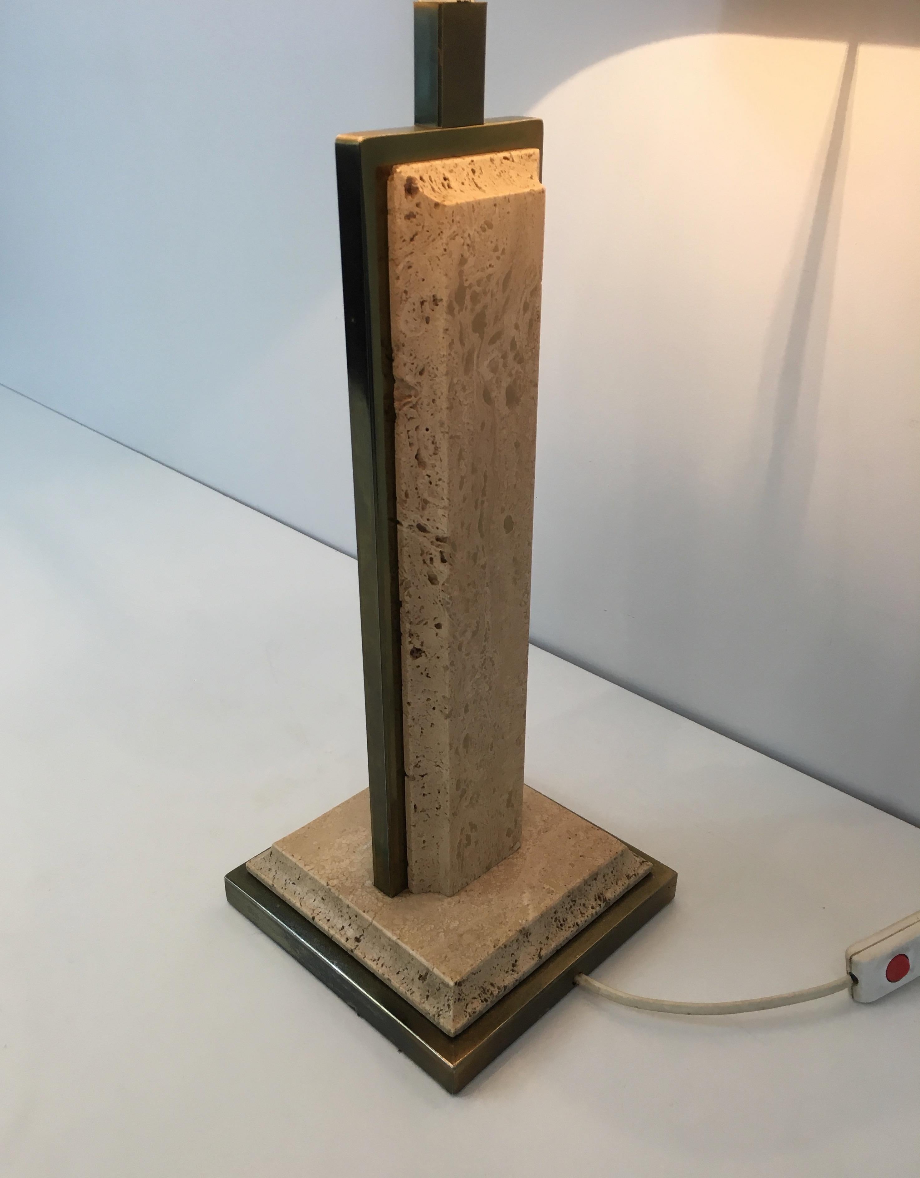Travertine and Gilt Metal Table Lamp For Sale 2