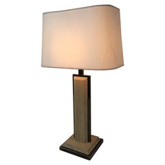 Lampe de table en travertin et métal doré