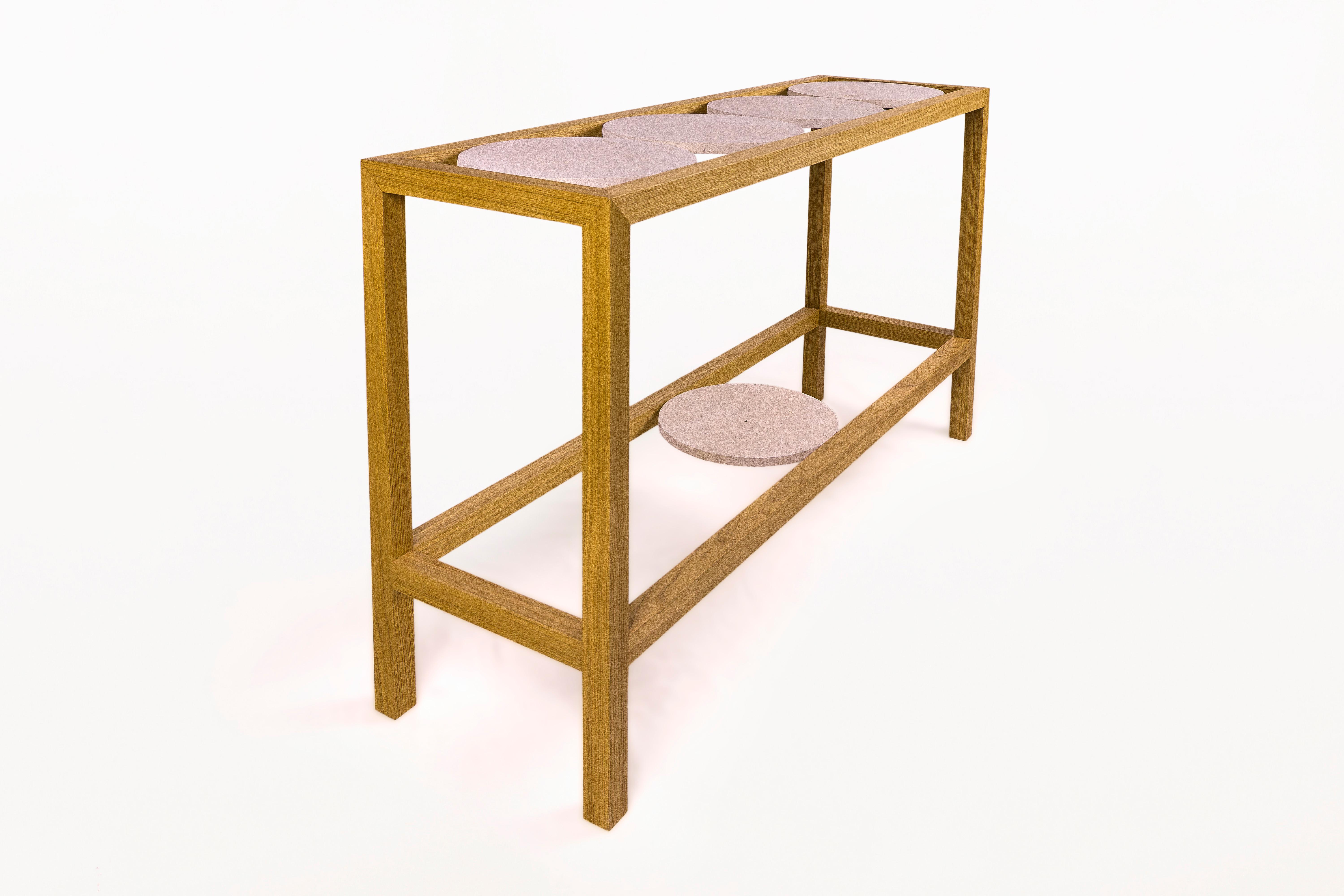 Travertine and oak console table
Light and solid
Contemporain design
circa 2020, France.