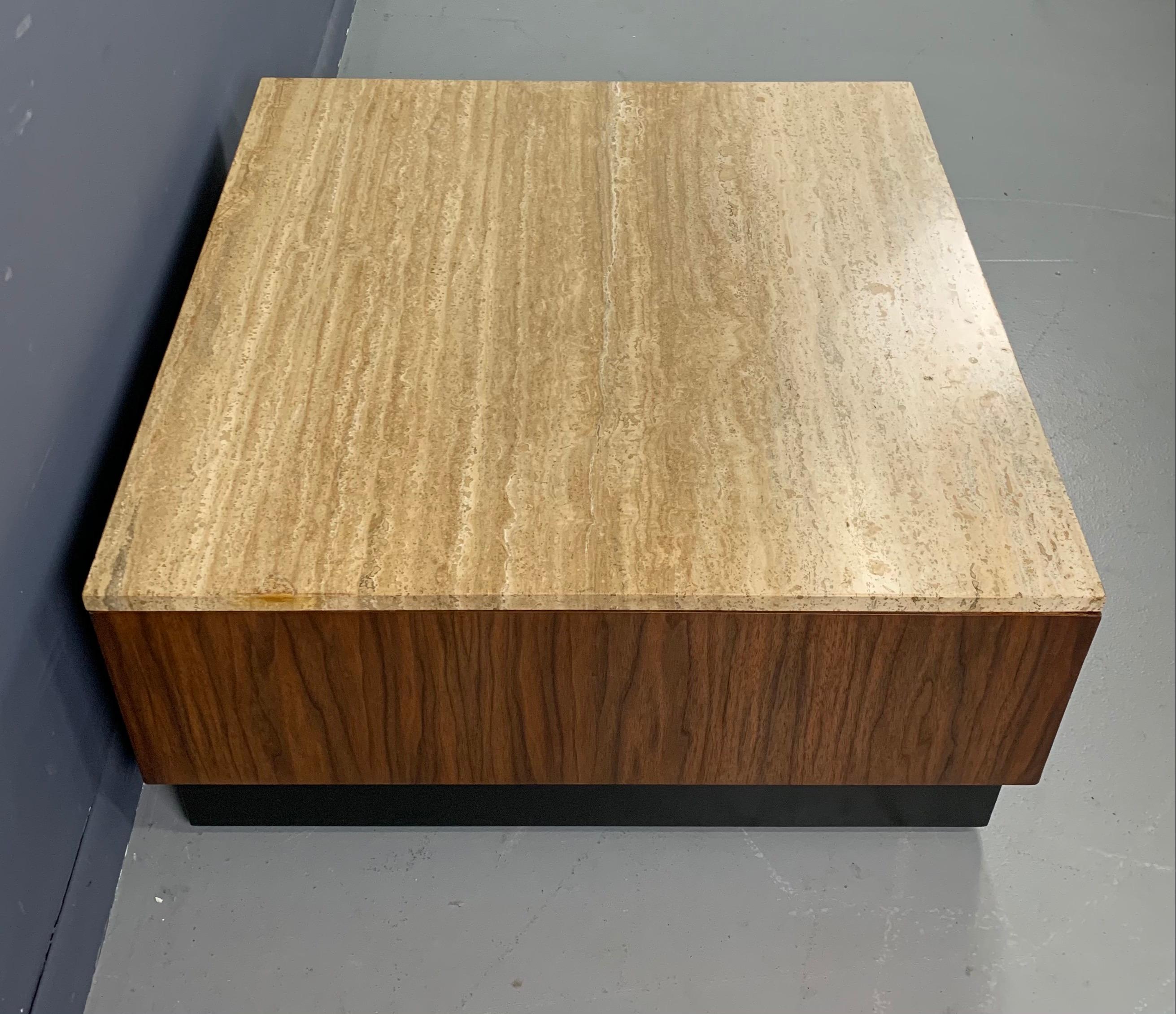 Travertine and Walnut Midcentury Coffee Table on a Black Plinth Base In Good Condition For Sale In Philadelphia, PA