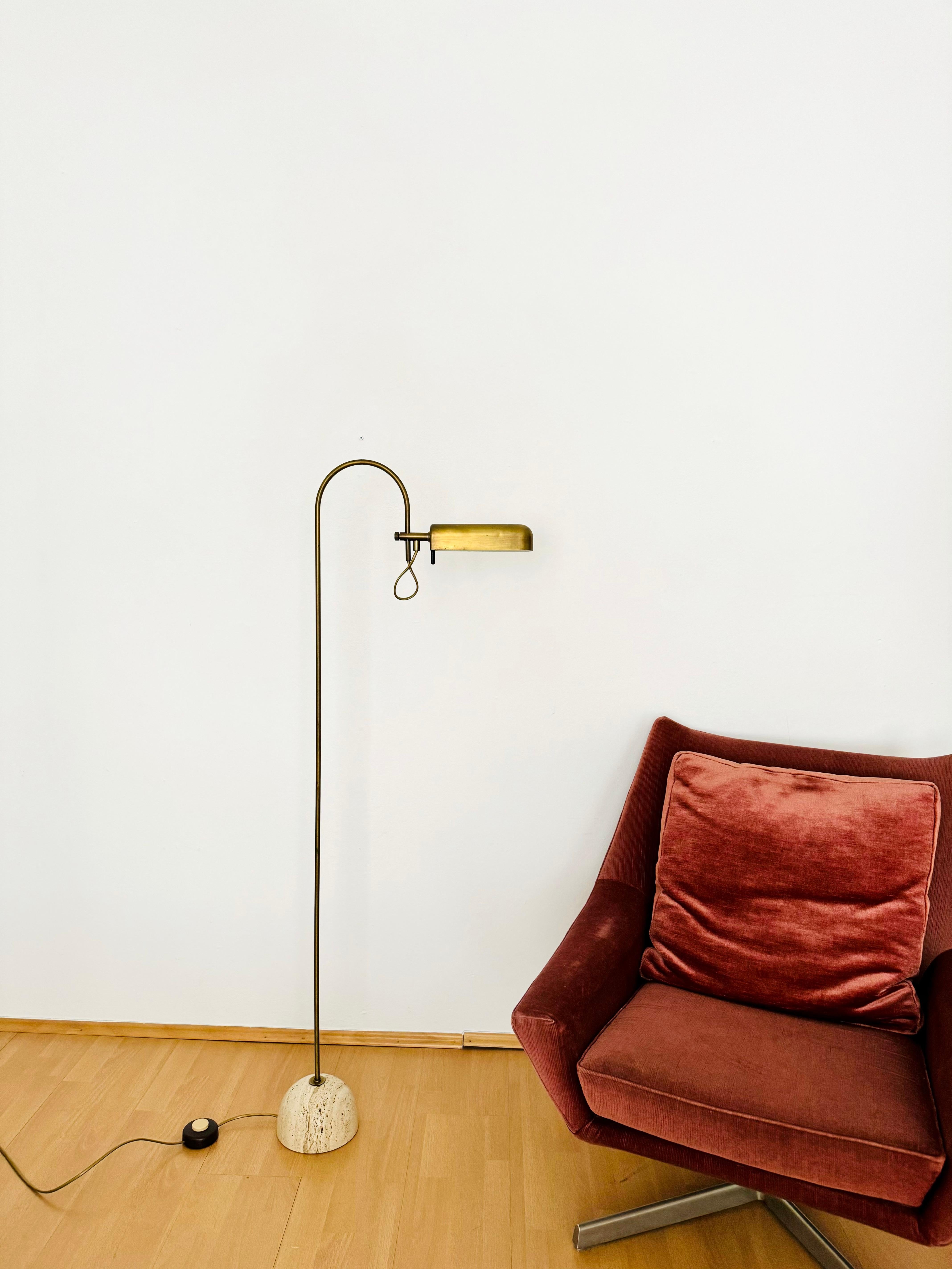 Travertine Arc Floor Lamp In Good Condition For Sale In München, DE