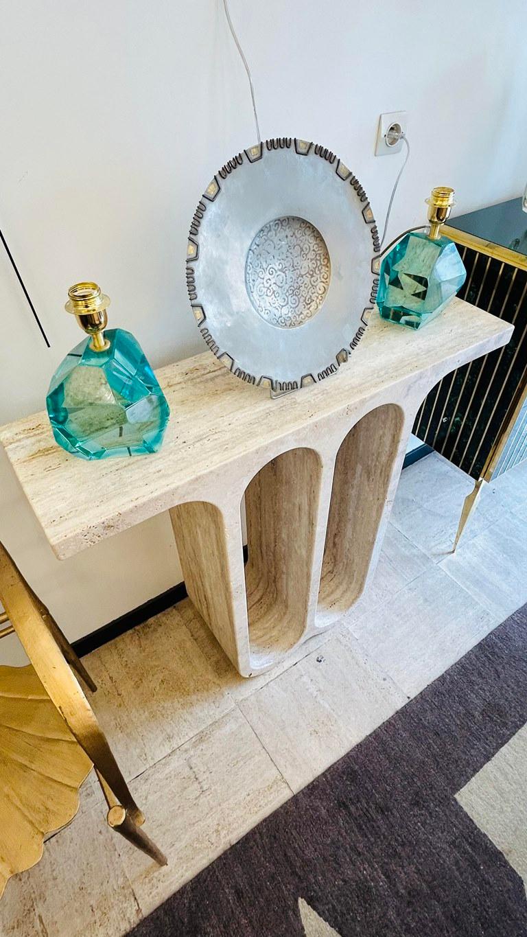 Travertine arch console monobloc sculpture, Circa 1980 For Sale 1
